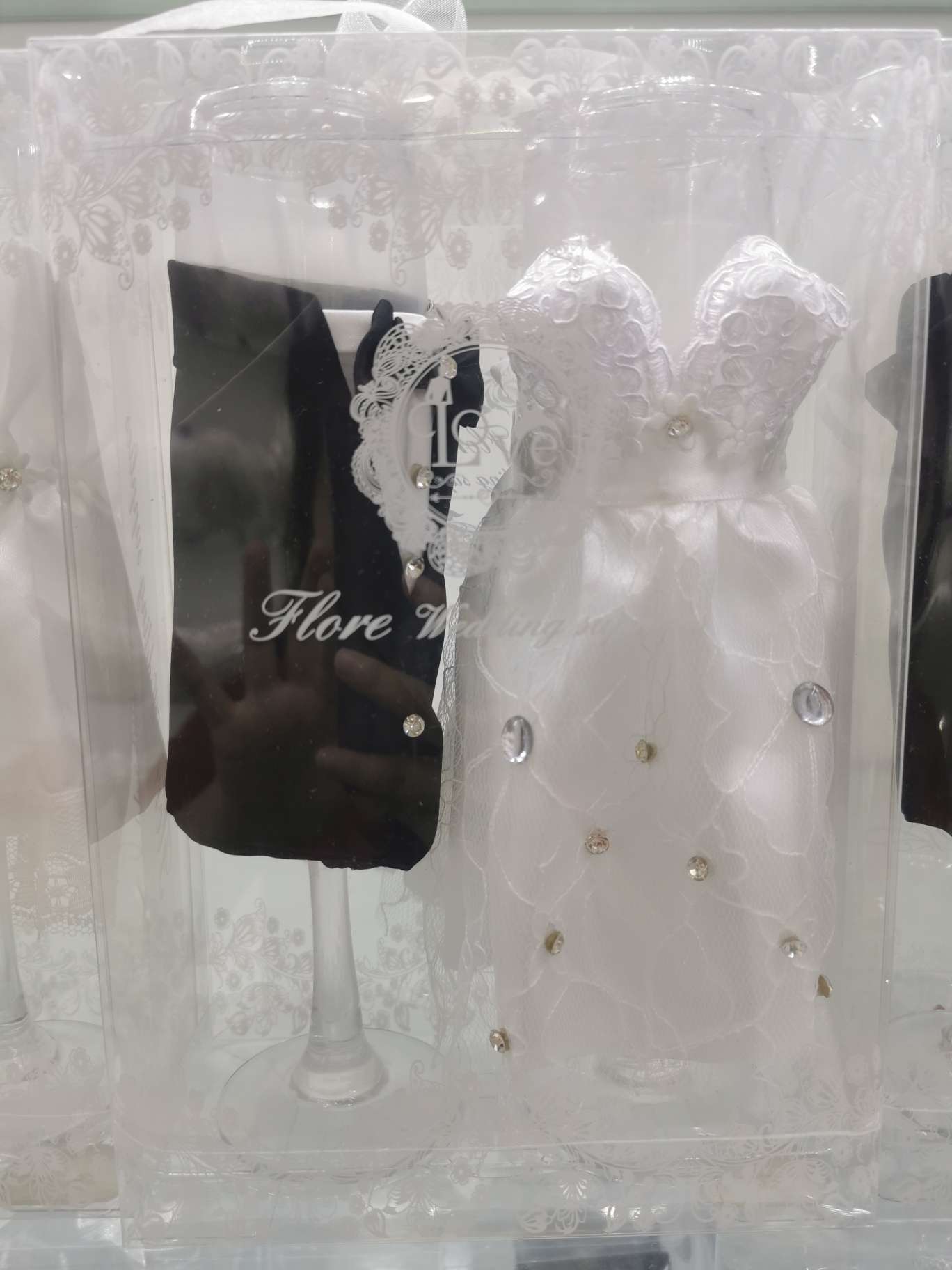 22cm西式婚庆酒杯对杯香槟杯黑白婚纱礼服杯玻璃杯唯爱婚庆用品