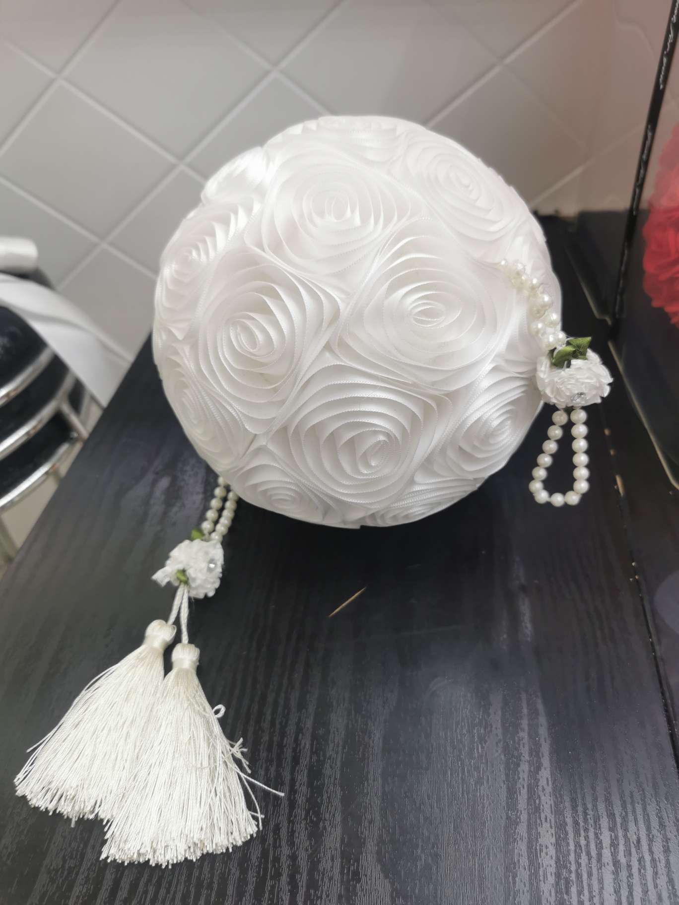 18cm wedding satin flower balls, decorative flower balls, circular flower balls, wedding room decoration, Only Love Wedding supplies foreign trade