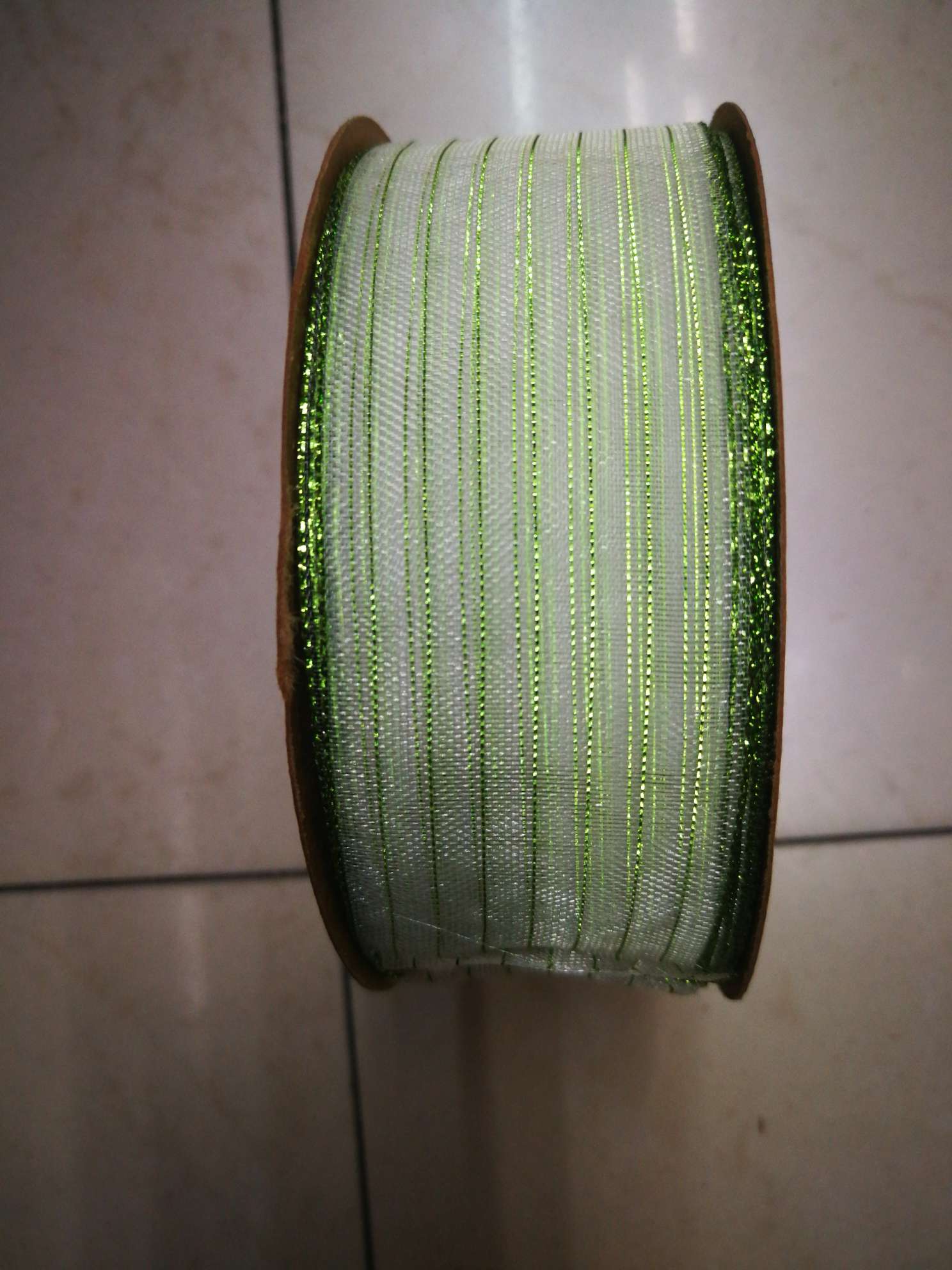 3.8cm绿色硬网纱带图
