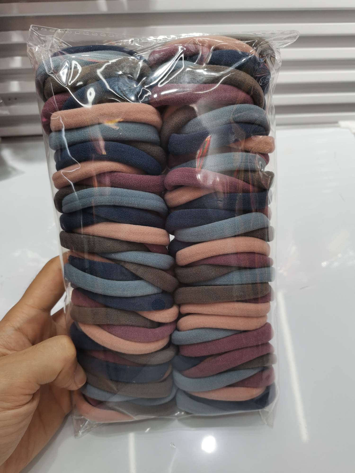 Korean version high-elasticity knitted seamless medium-sized nylon rubber band 100-piece set of Moon Young jewelry