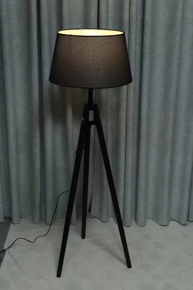 On The Floor Lamp Living Room Simple Post-Modern Creative Light Nordic American Home Design Triangle Vertical Table Lamp undefined