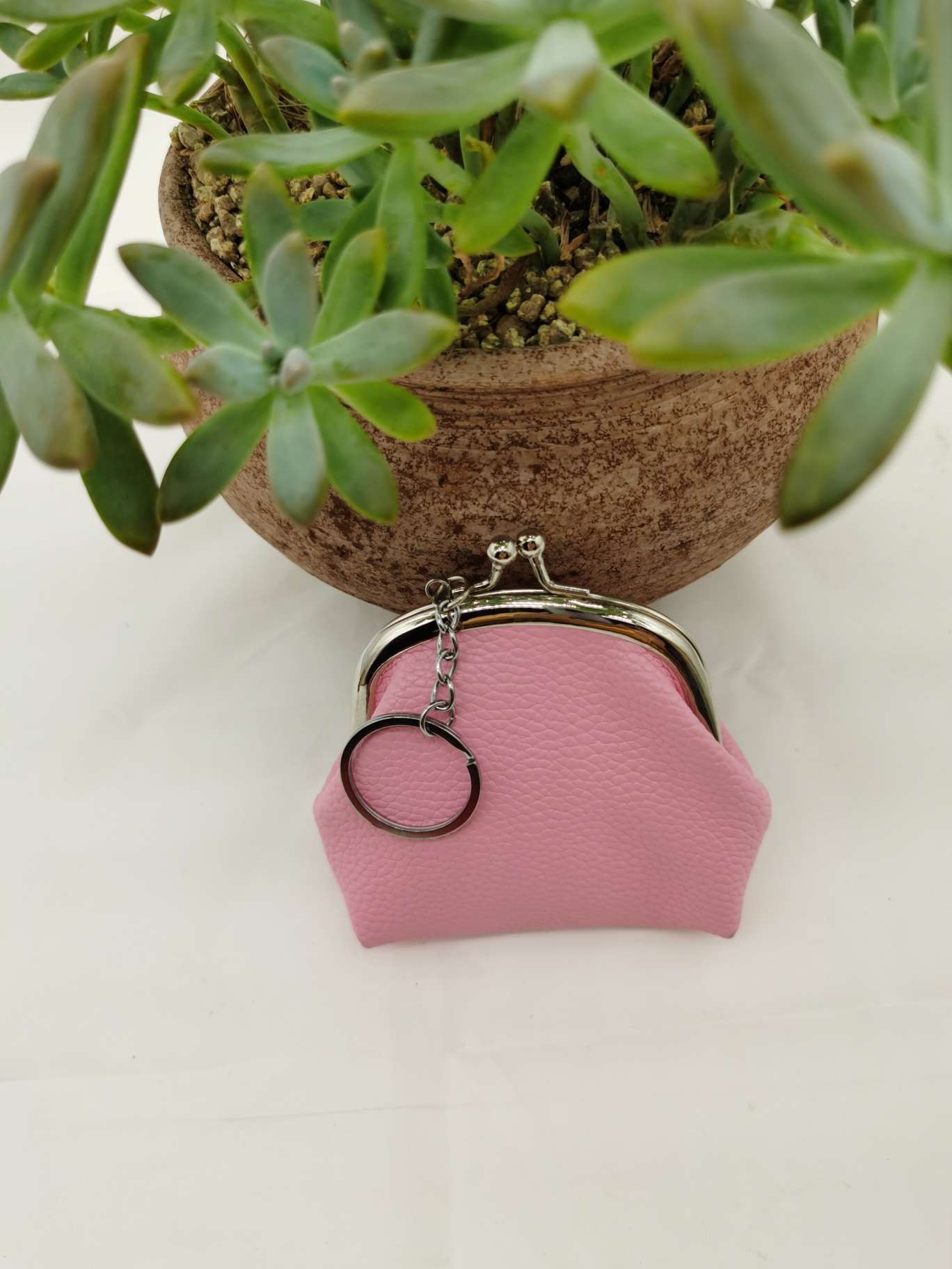 Litchi grain clip bag thumbnail