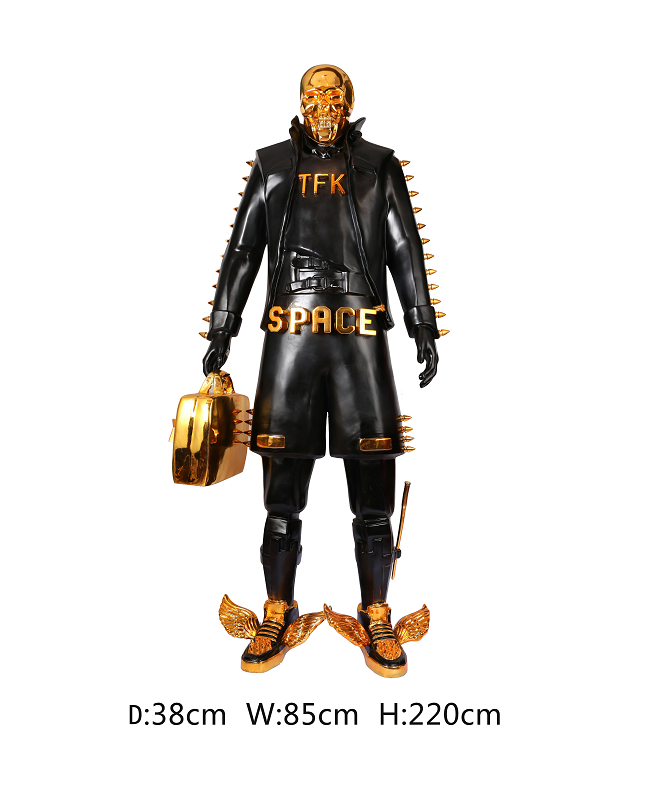 The electroplated skeleton figure is 220 cm high, 85 cm wide and 38 cm wide