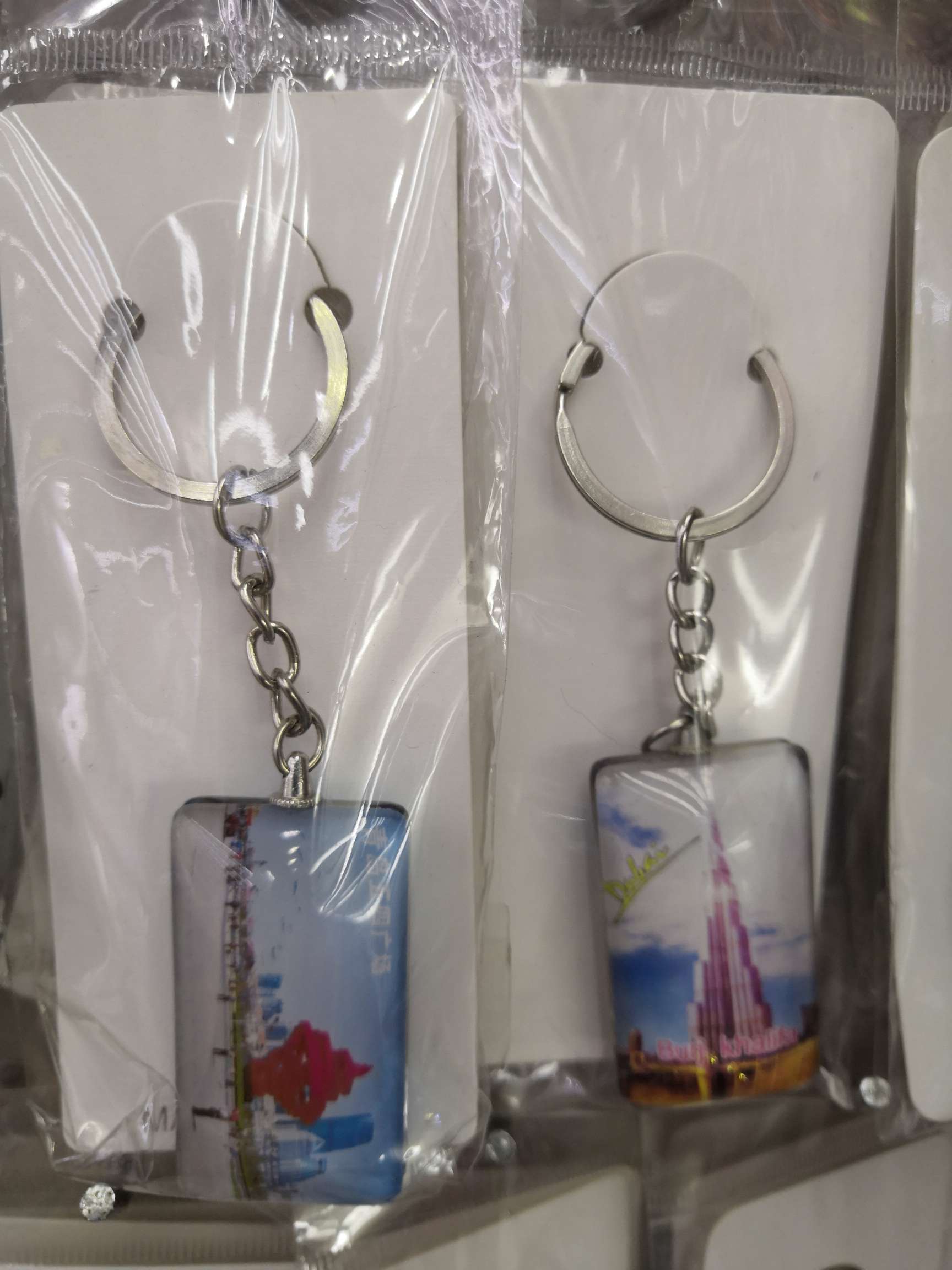 Yan Fan Crystal Craft 7951 Crystal Rectangular Keychain, hanging bag buckle Application Scenario