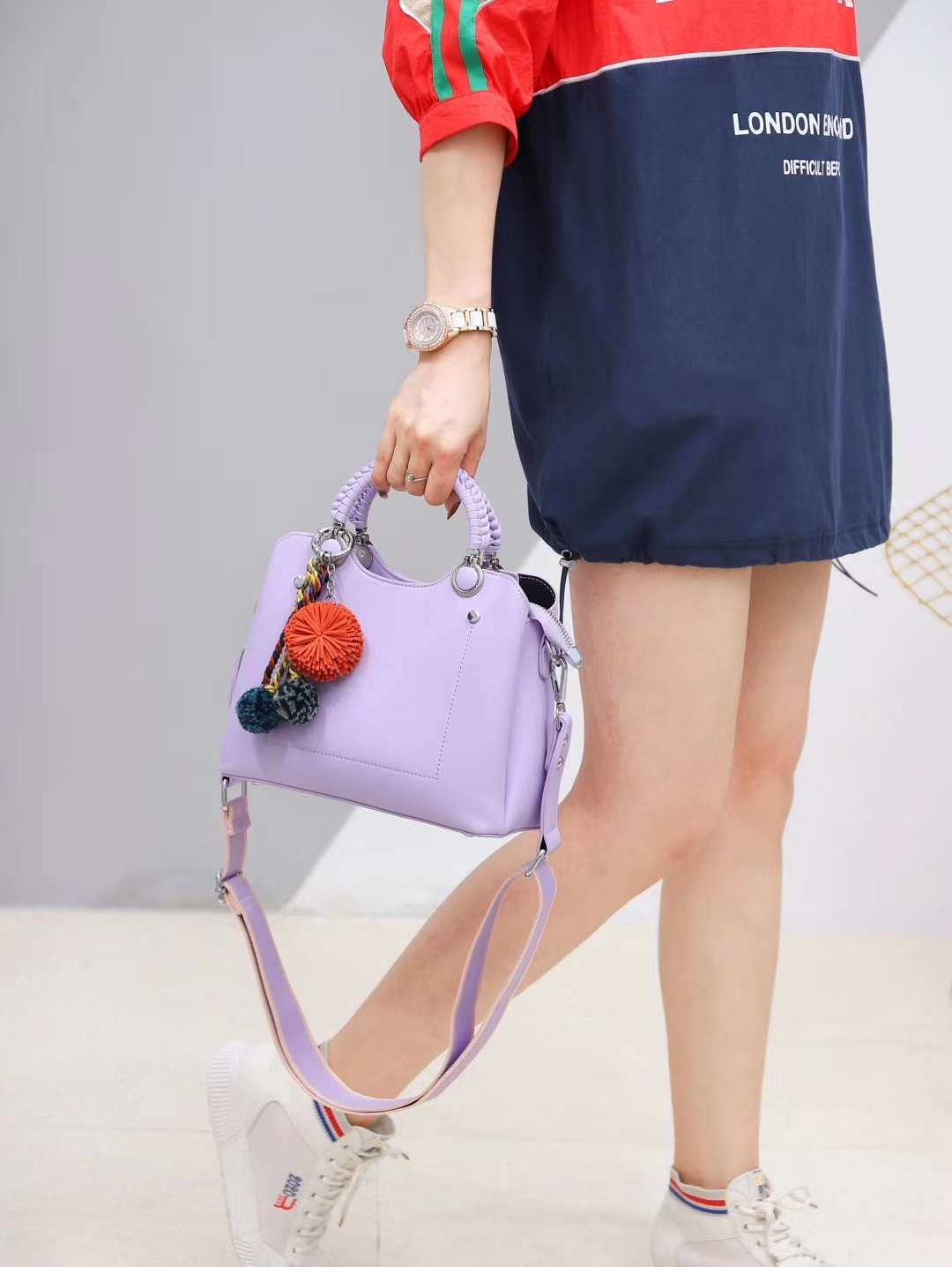 Yiwu Selection, women's fashion bags overrun wear-resistant leather thumbnail