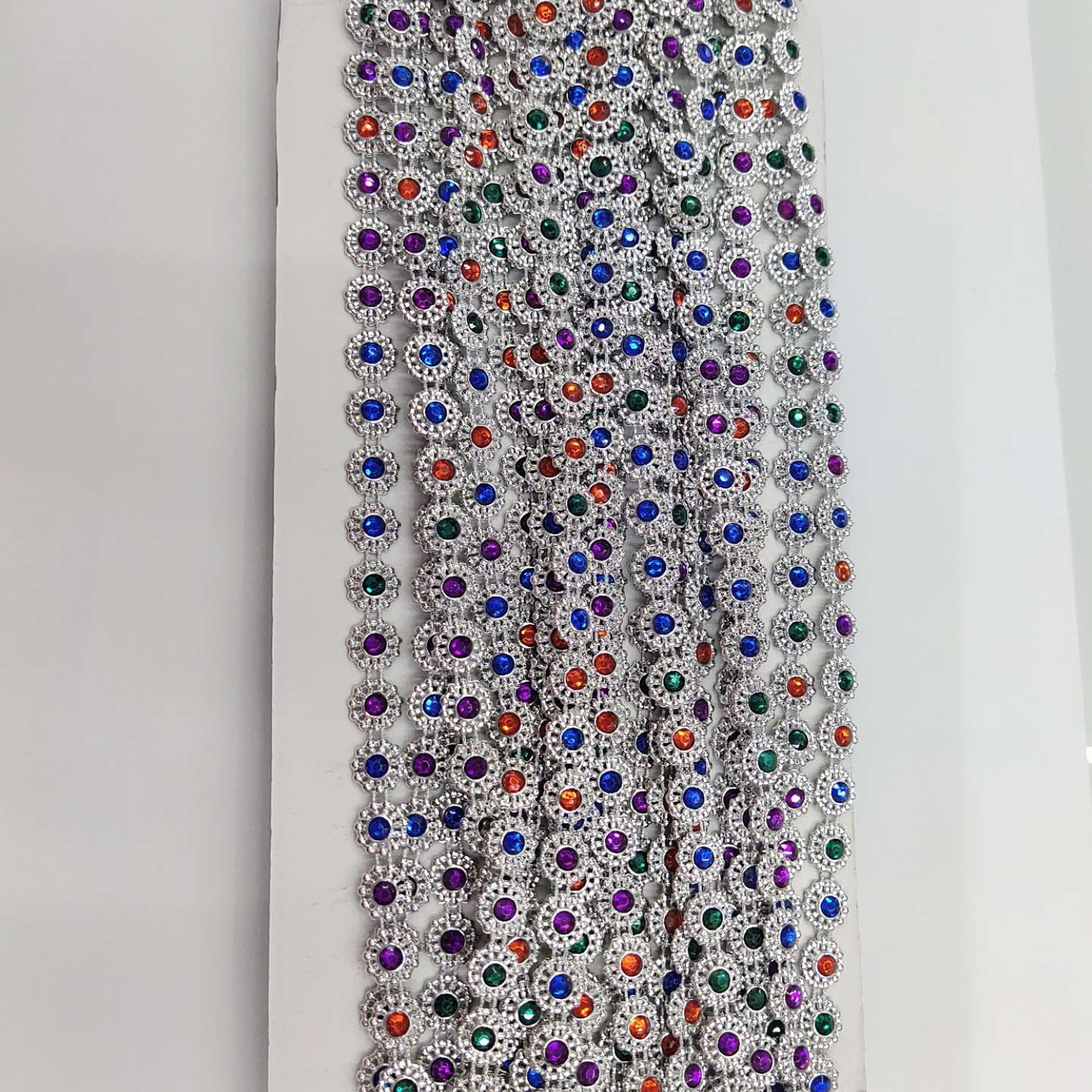Factory direct sales of home textile products, stage shoes, clothing accessories, silver and multicolored diamond threads, diamond rows and diamonds undefined