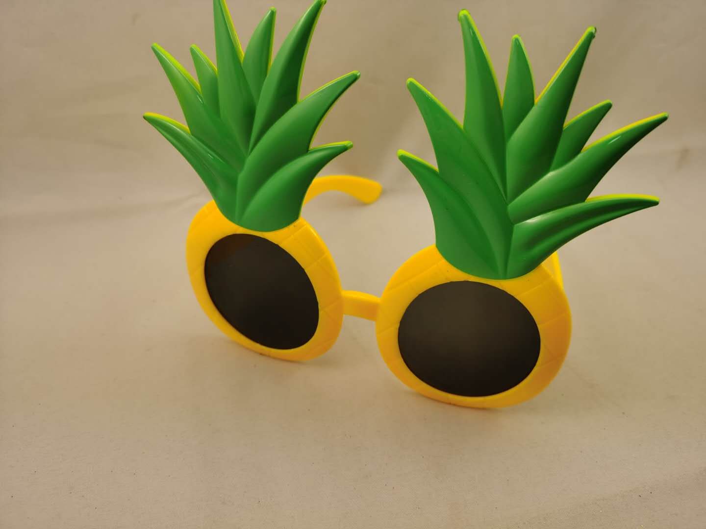 夏威夷海洋菠萝沙滩狂欢派对眼镜生日派对party化妆舞会搞怪造型图