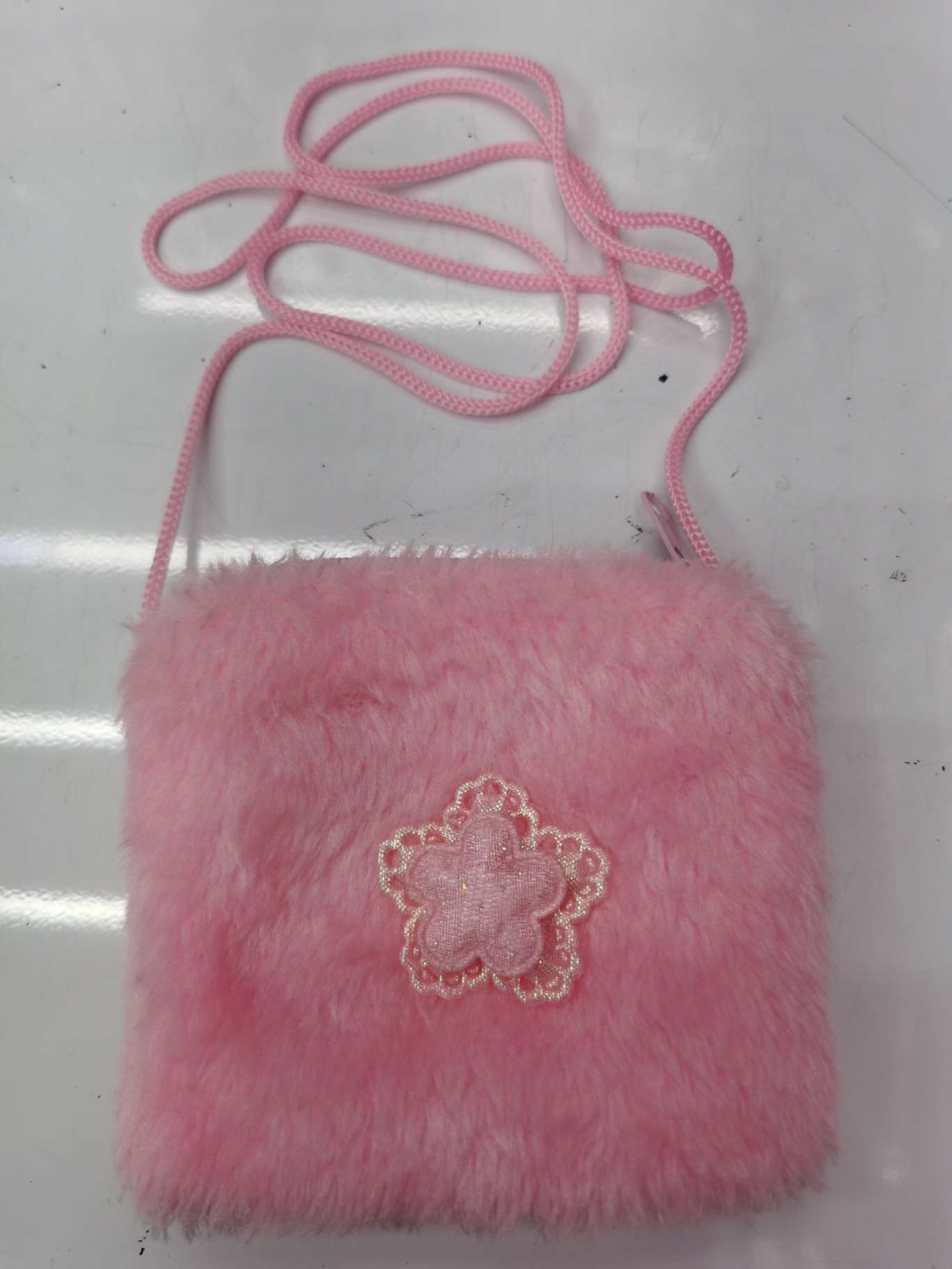 Plum string bag full figure