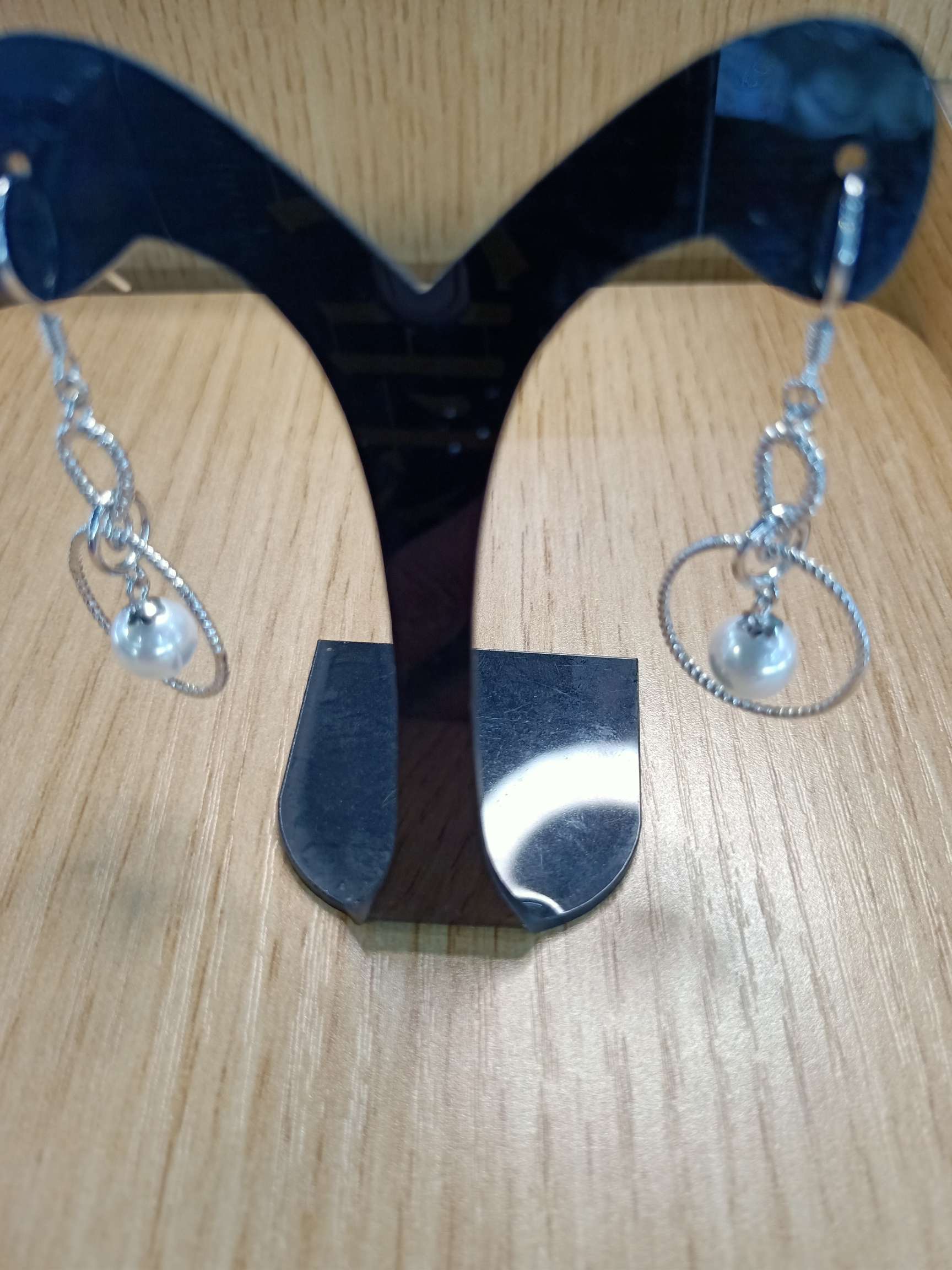 925 sterling silver ear hook ring with beaded best-selling earrings, fashionable, trendy and beautiful details Picture