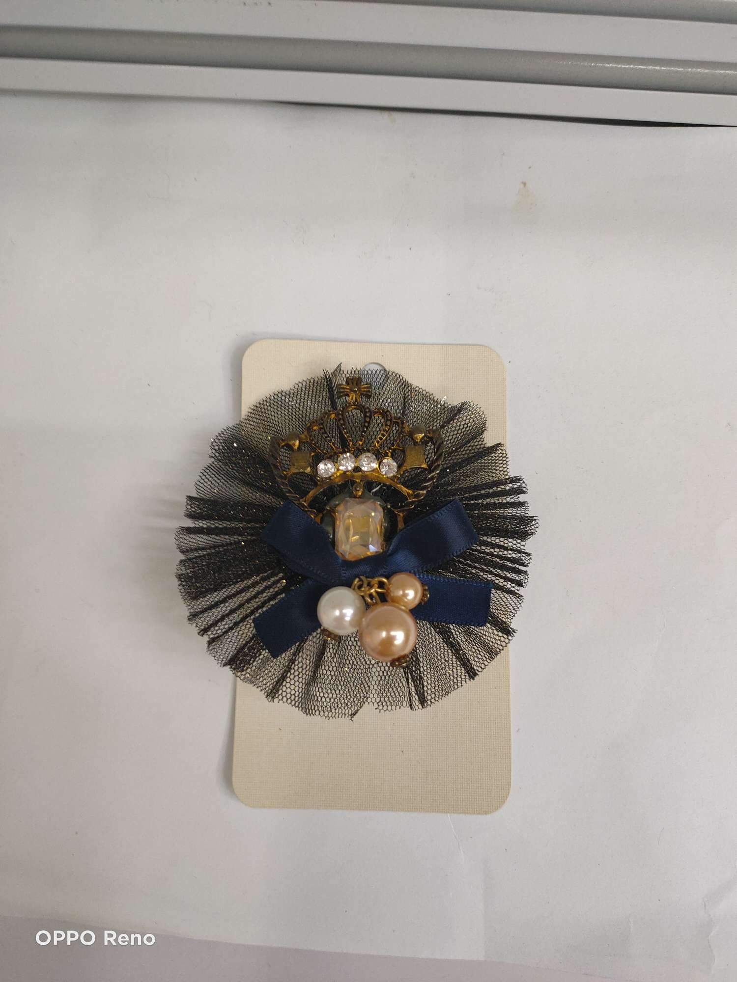 Fashion gauze crown pearl brooch thumbnail