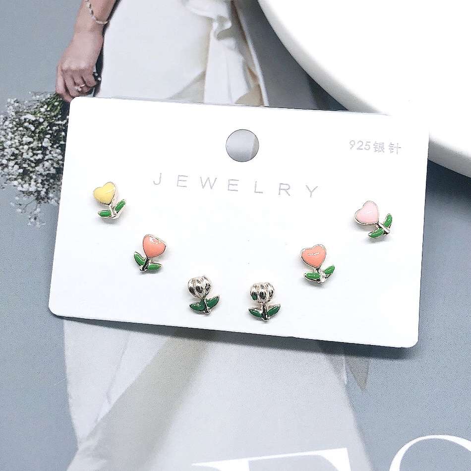 925 Silver needle stud earrings, color-preserving stud earrings, small flower and green leaf stud earrings Specification image