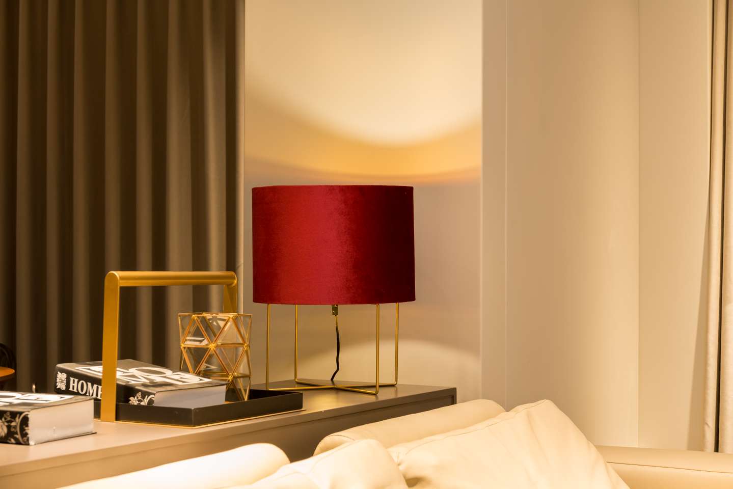 Flannelette Table Lamp Metal Table Lamp Wrought Iron Table Lamp Interior Decoration Light undefined