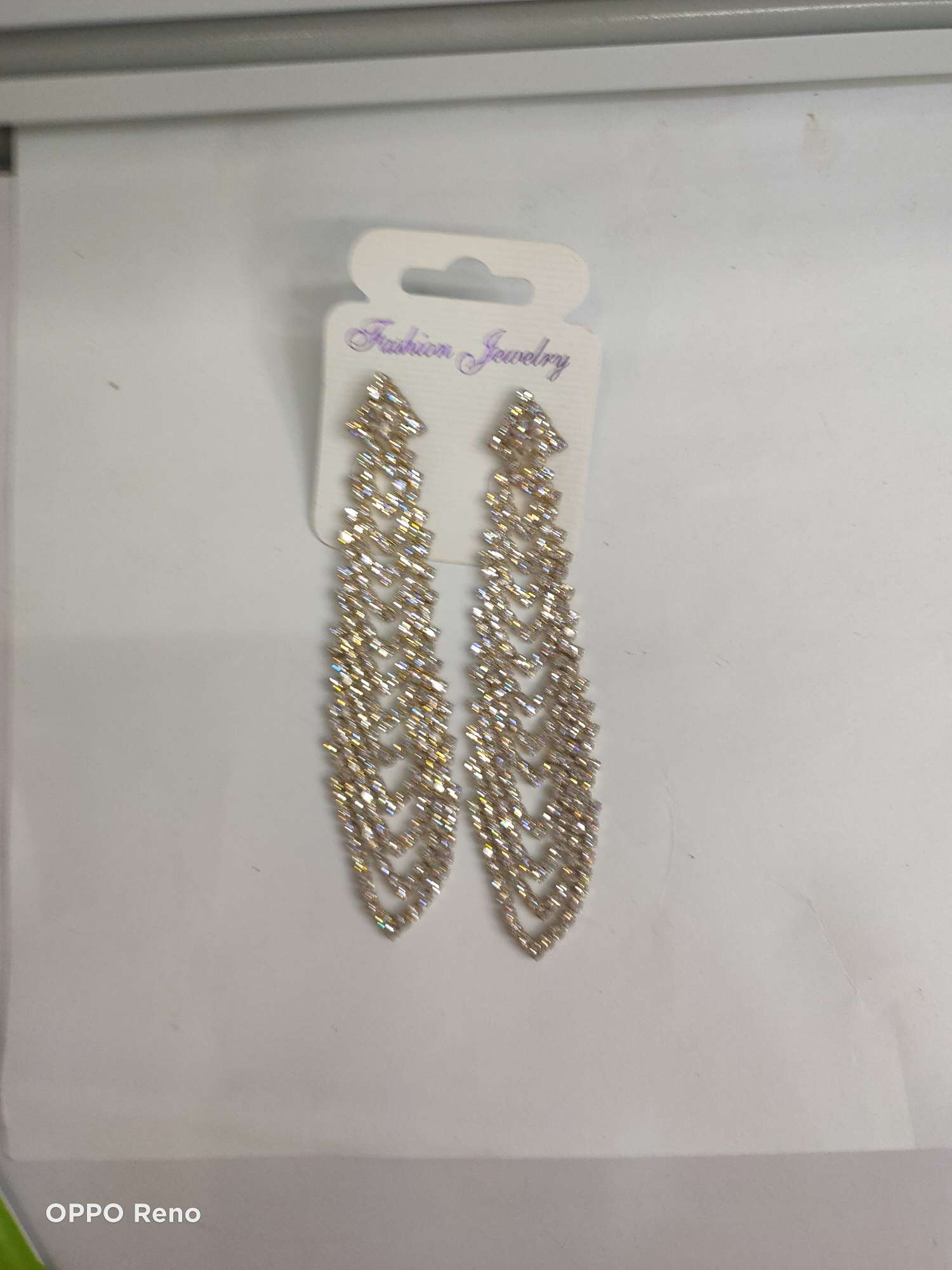 Korean fashion dry layer claw chain earrings thumbnail