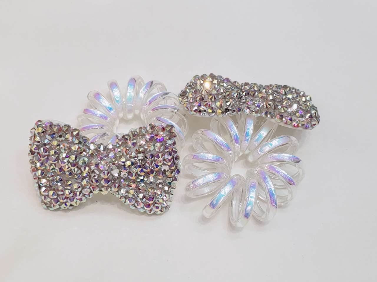 Delicate Bow 🦋 Scrunchie