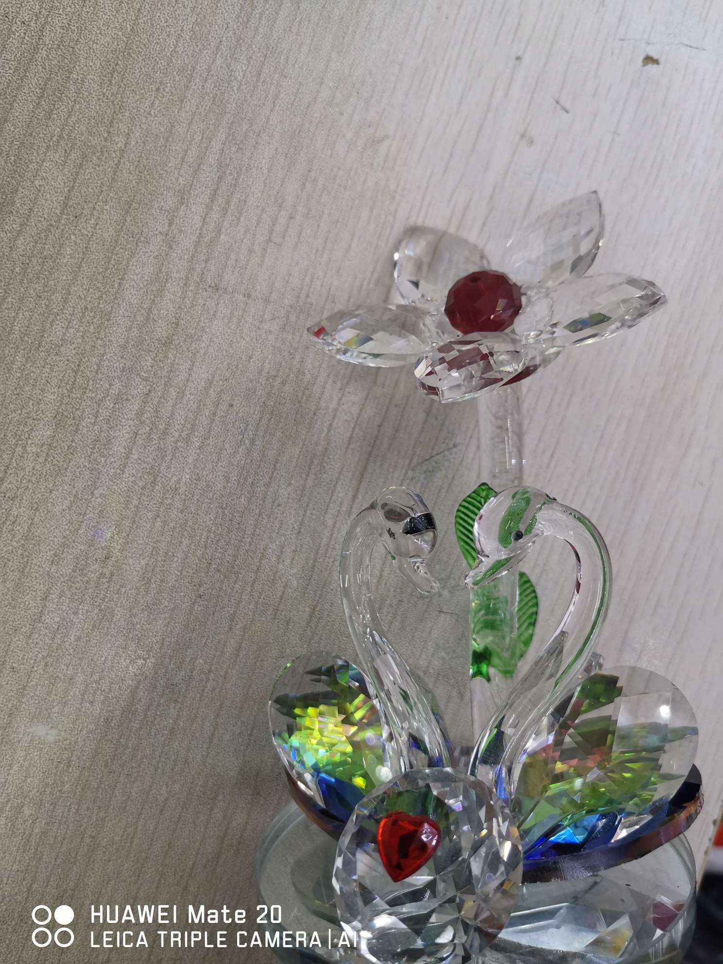 Crystal ribbon with double swans thumbnail