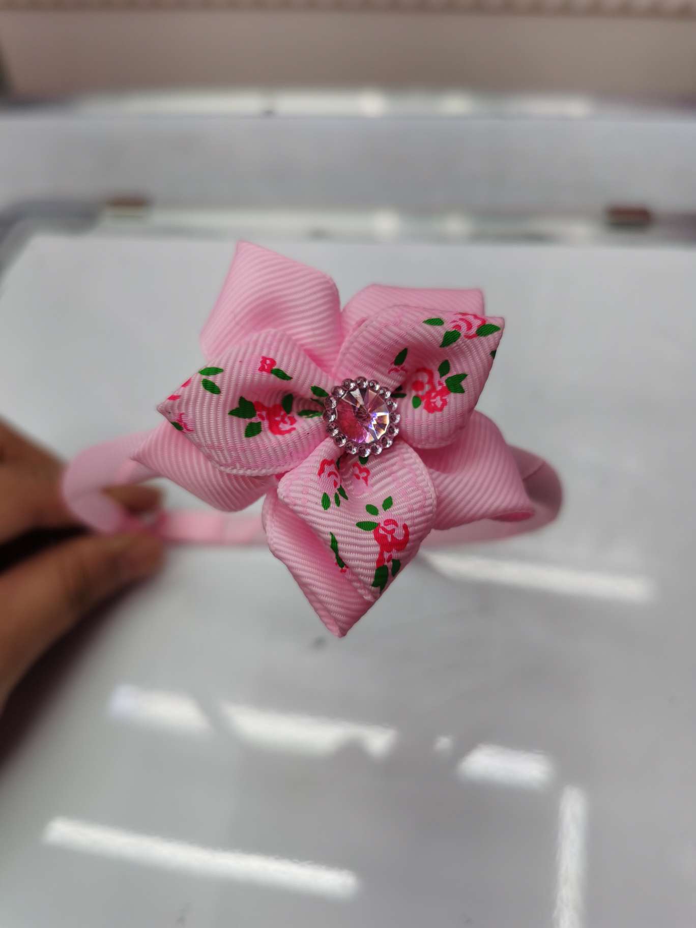 Rose head buckle