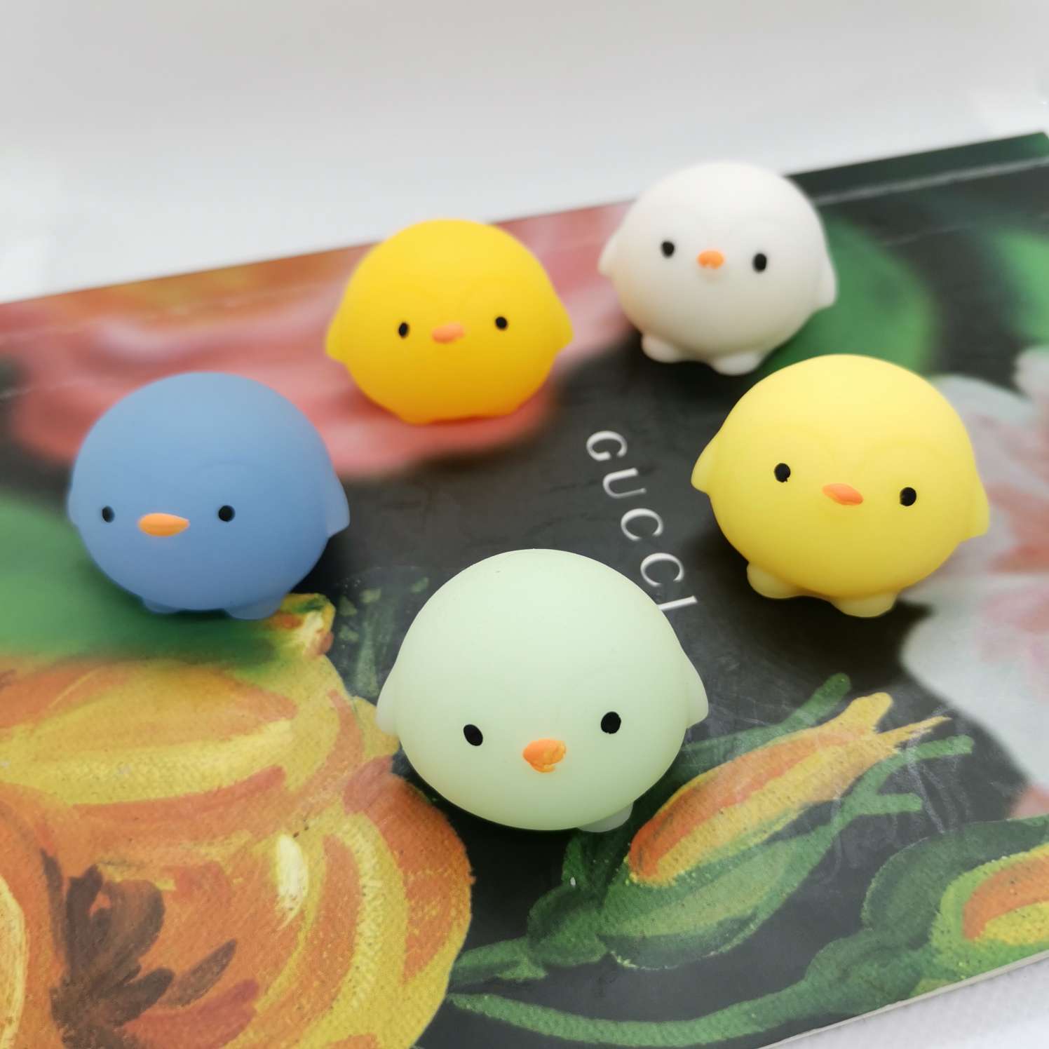 Ground push night market hot style pinching happy lovable pet toy decompression cute cartoon TPR toy adult decompression cute little toy round penguin thumbnail