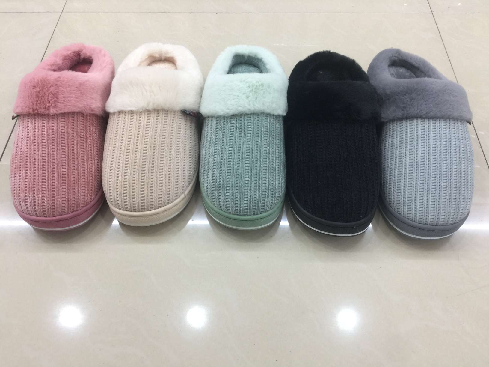 New best-selling cotton slippers for women, winter home use, indoor couples, anti-slip wool details Picture