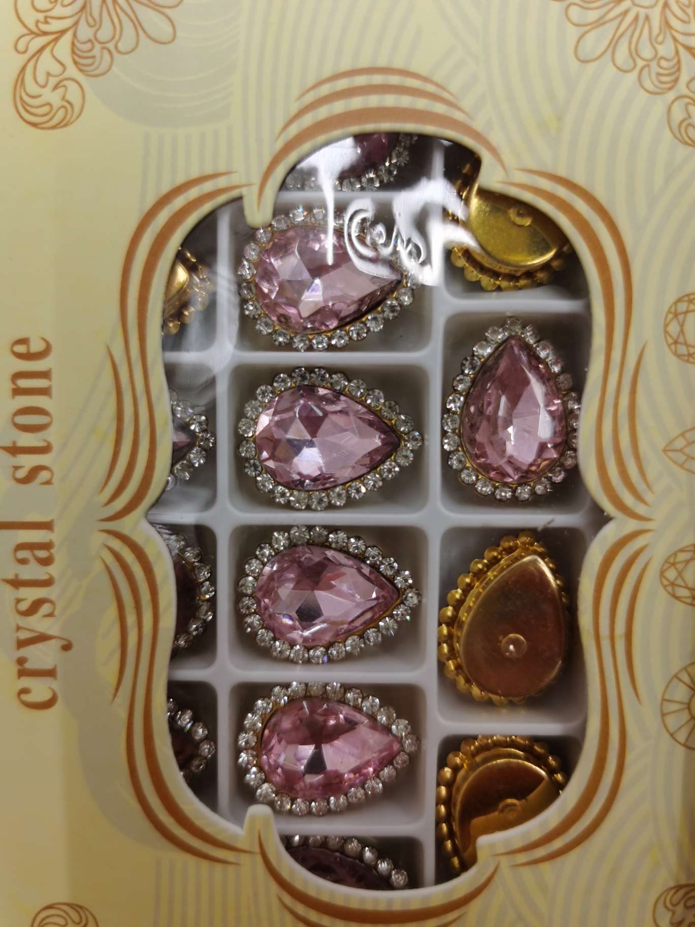 新建精品配饰流行服饰扣 水滴形状粉色装饰扣