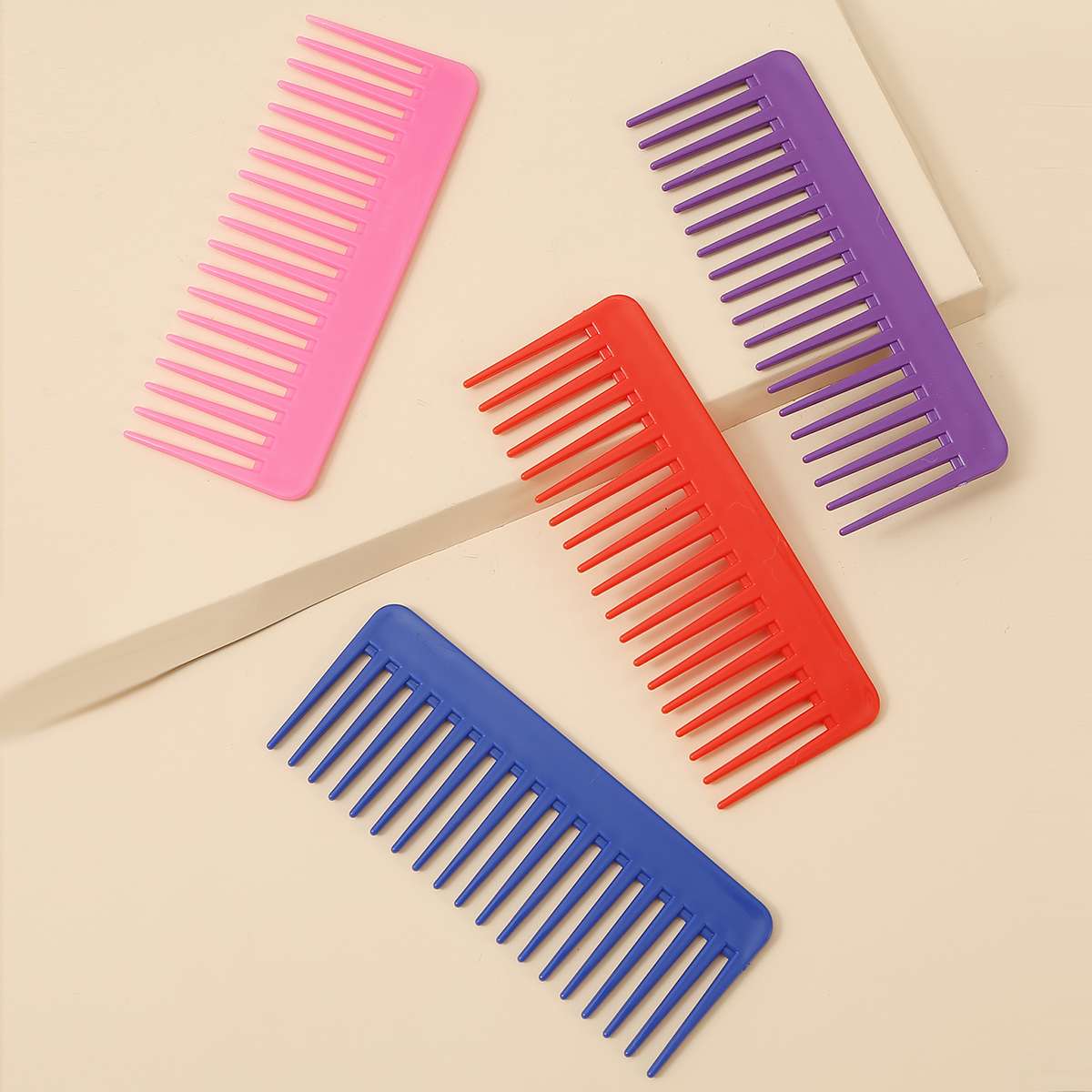 Manufacturers direct color anti - knot big tooth comb plastic flat comb Taobao gifts thumbnail