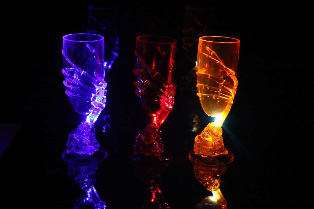 炫彩感应闪光杯婚庆用品爆款产品，各式各样闪光电子产品和玩具万圣节手提灯详情图7