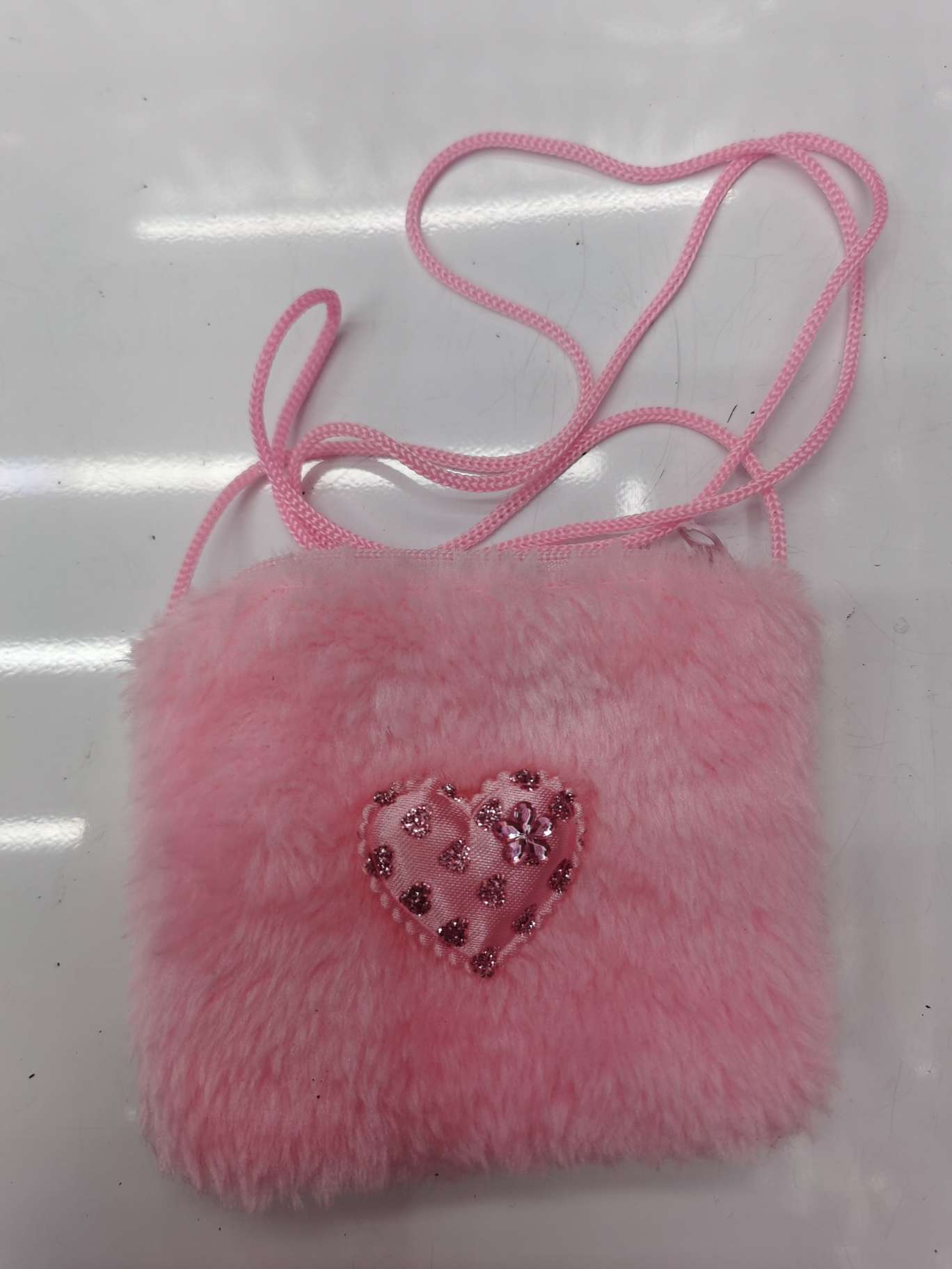 Heart string bag full figure