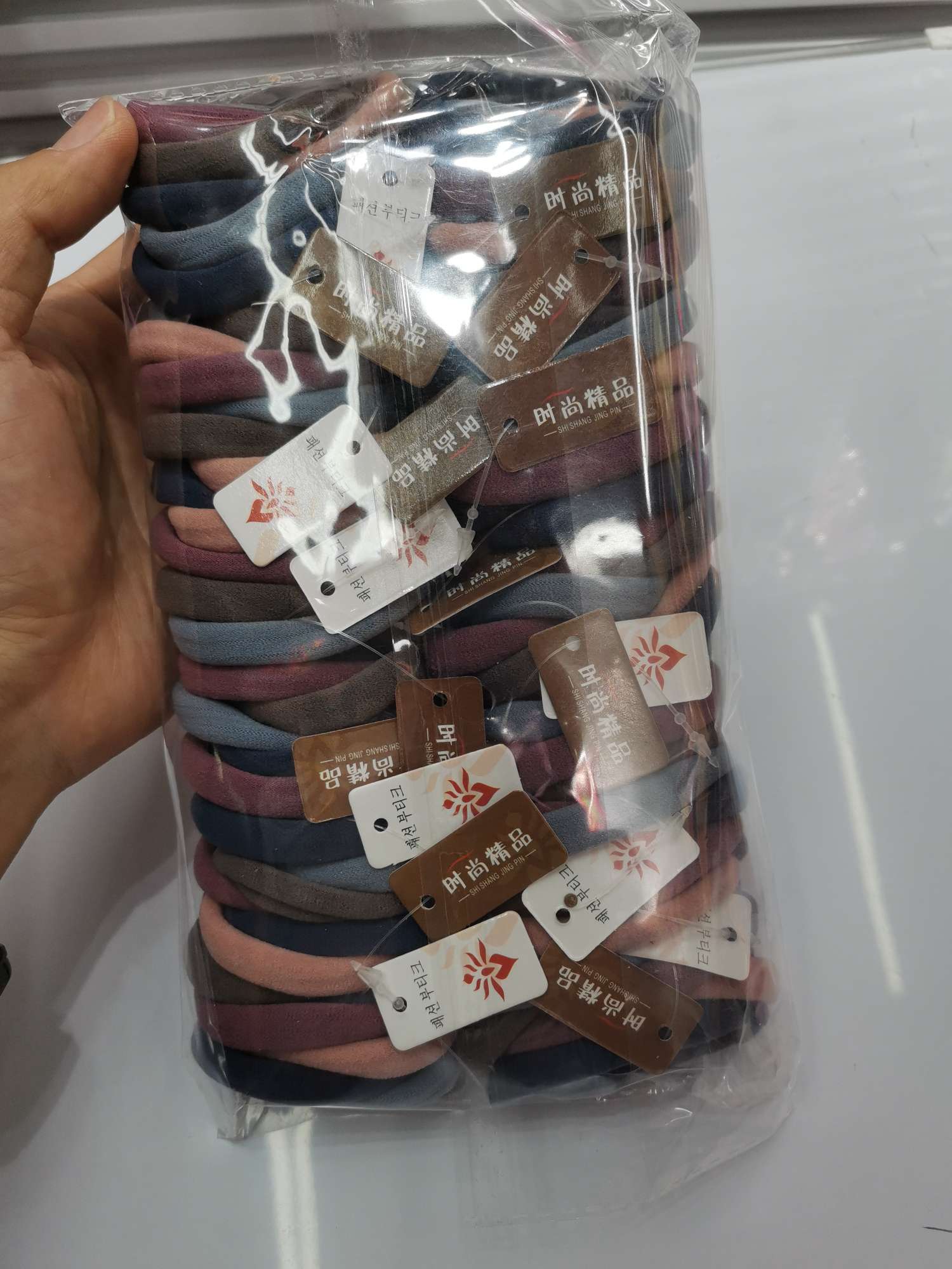 Korean version high-elasticity knitted seamless medium-sized nylon rubber band 100-piece set of Moon Young jewelry details Picture