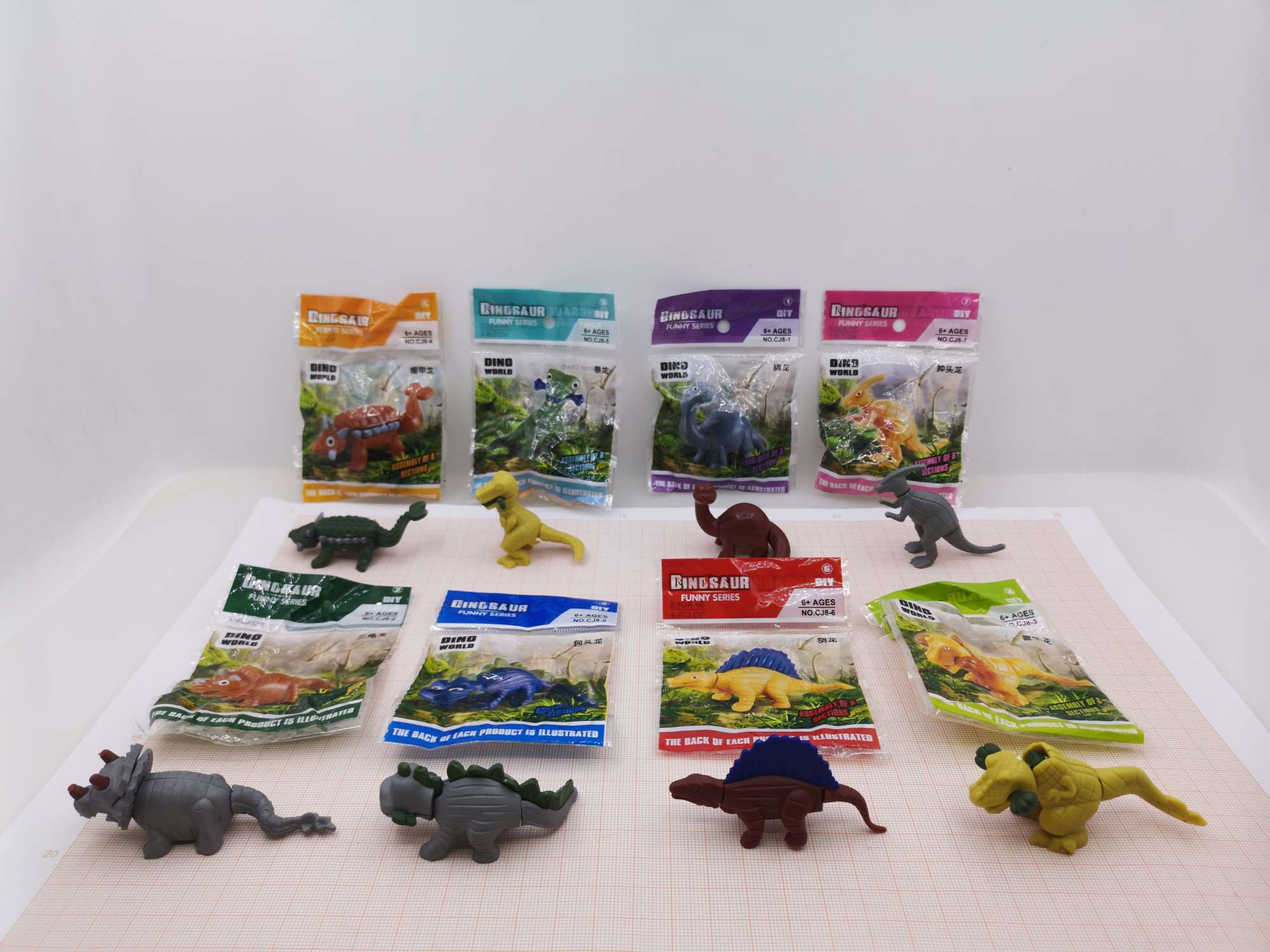 New product on the market! Gift: Gashapon toys, 8 types of assembled dinosaurs, making children's childhood more colorful and rich! Super value offers, children's toys undefined