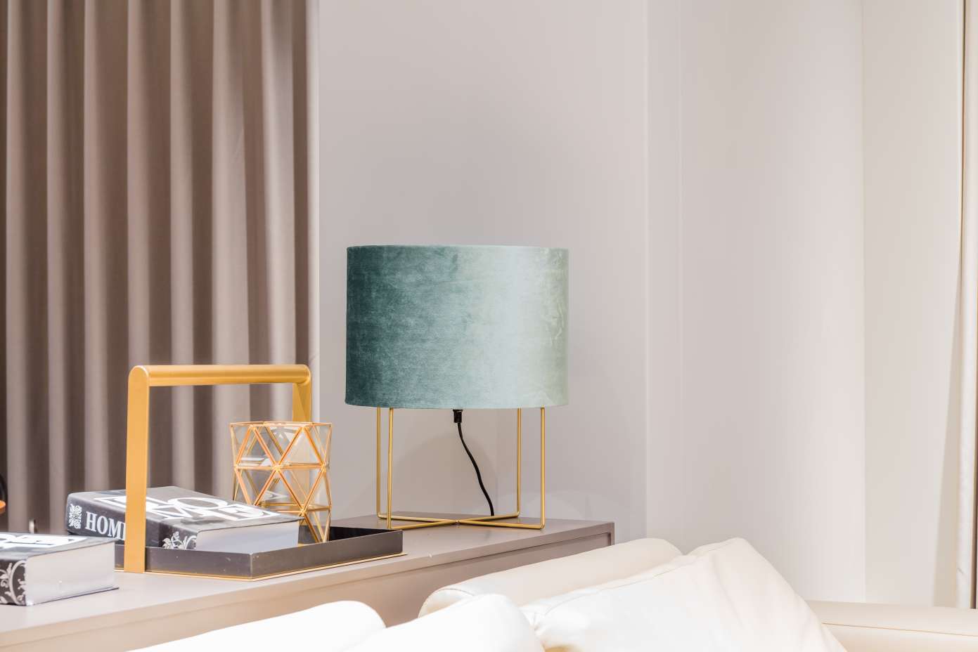 Flannelette Table Lamp Metal Table Lamp Wrought Iron Table Lamp Interior Decoration Light undefined