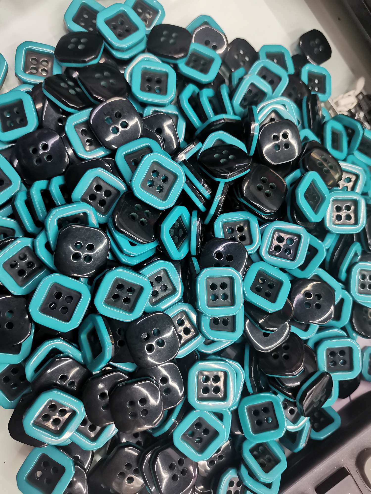 Custom Square Buckle With Blue Edge And Black Background 1.6Cm×0.94Cm