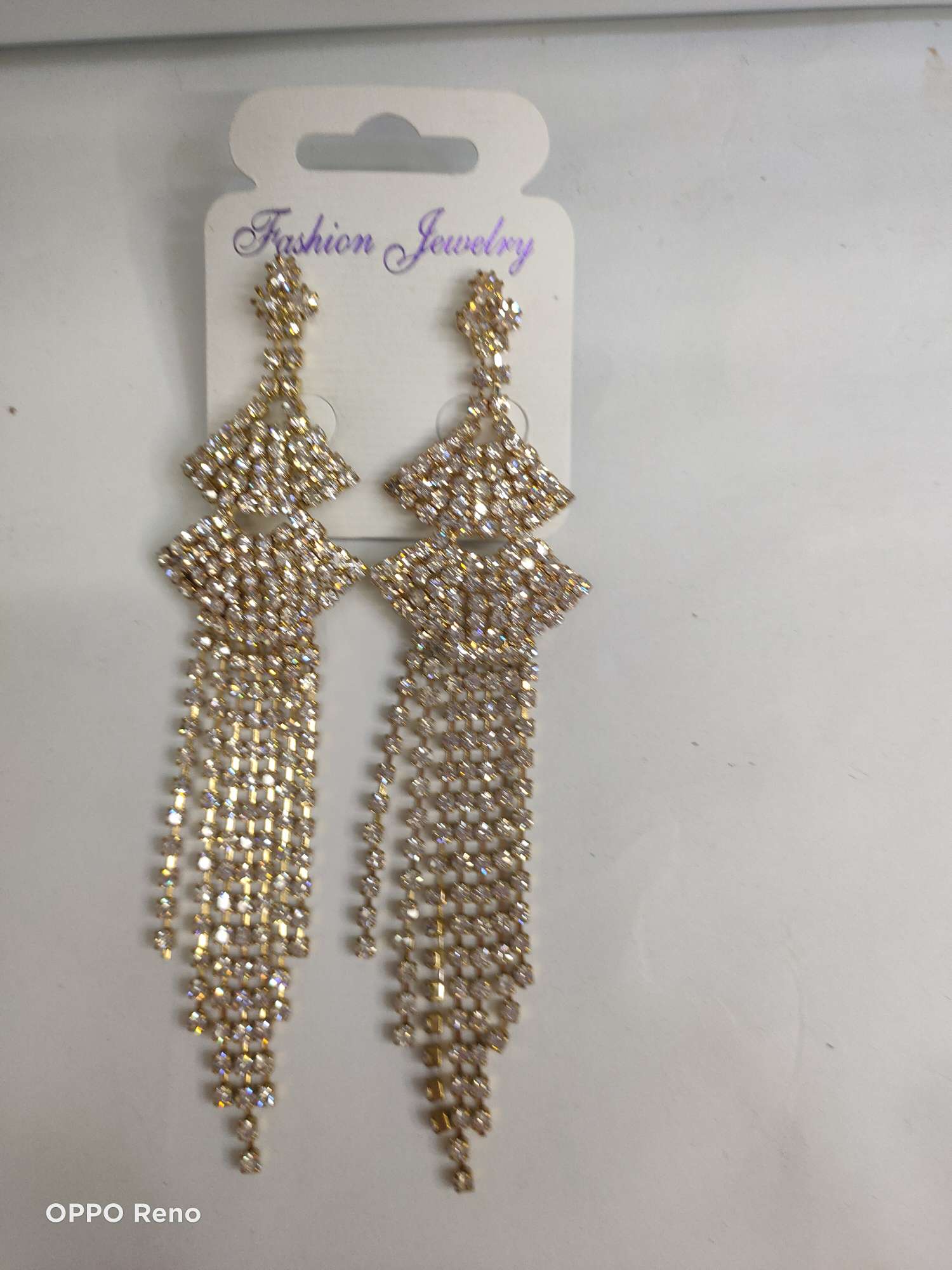 Korean fashion scallop claw chain earrings thumbnail