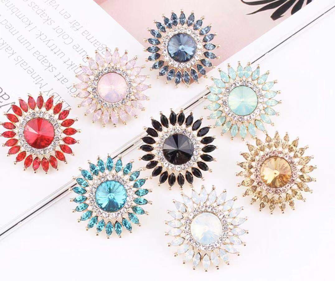 The latest multi-colored sunflower earrings