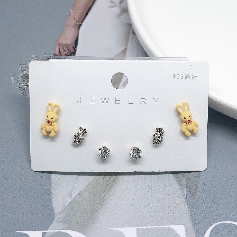 925 Silver needle stud earrings, color-preserving stud earrings, little rabbit stud earrings Specification image