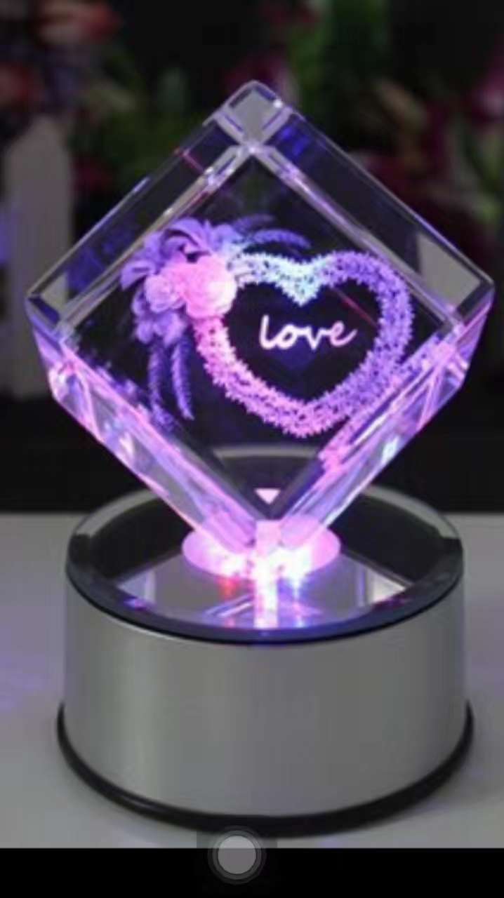 5×5×5方体加灯座，量多商议