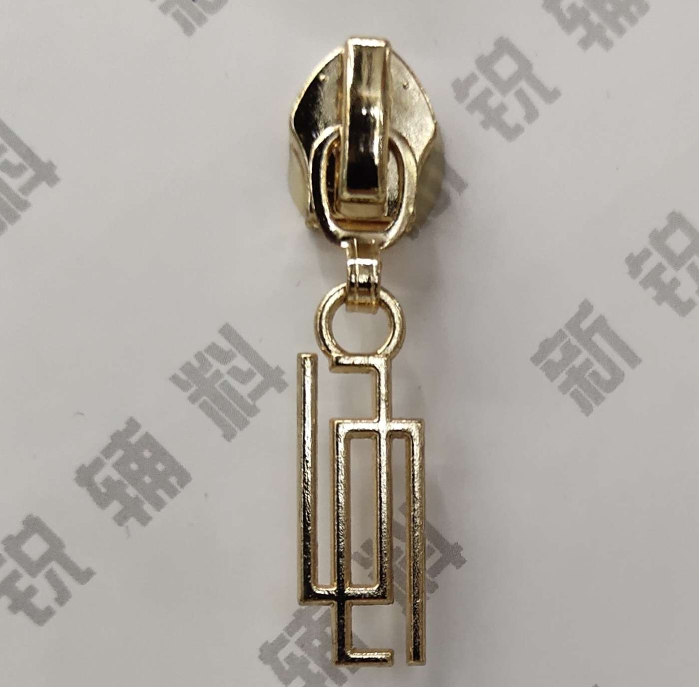 Pull head 18 interested detailed discussion 18757874446 WeChat same number thumbnail