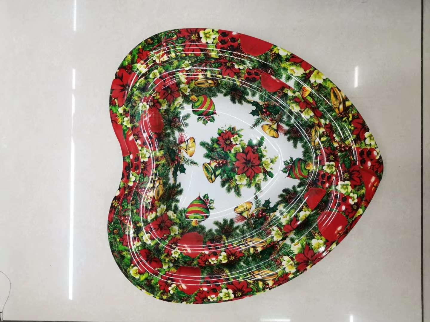 Plastic Christmas plates