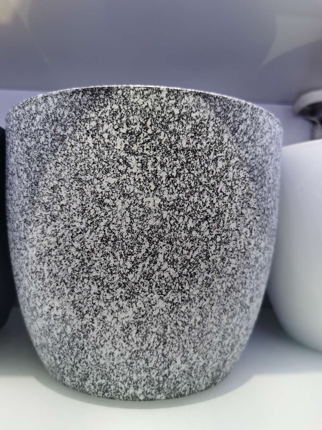 A flower pot 1 thumbnail
