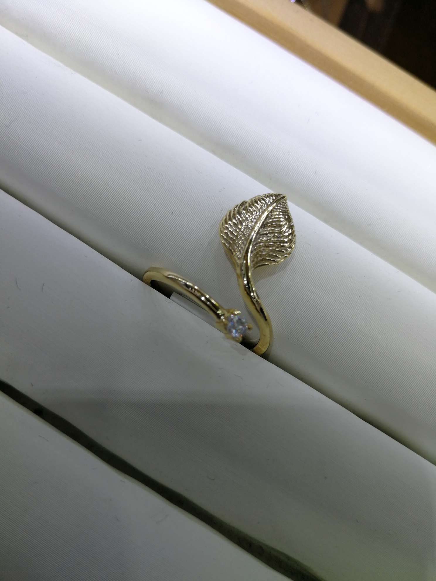 叶子单颗锆戒子