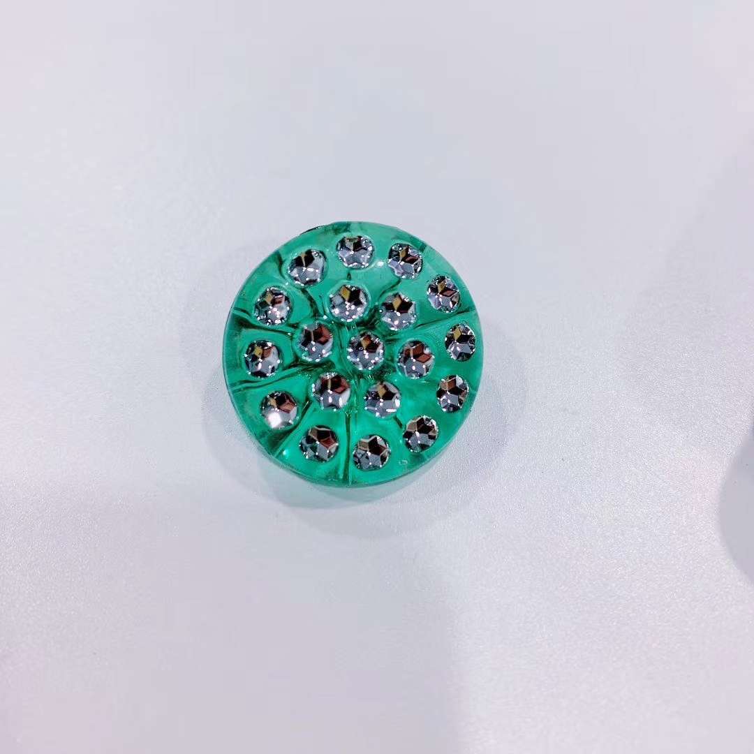 27700满天星钮扣产品图