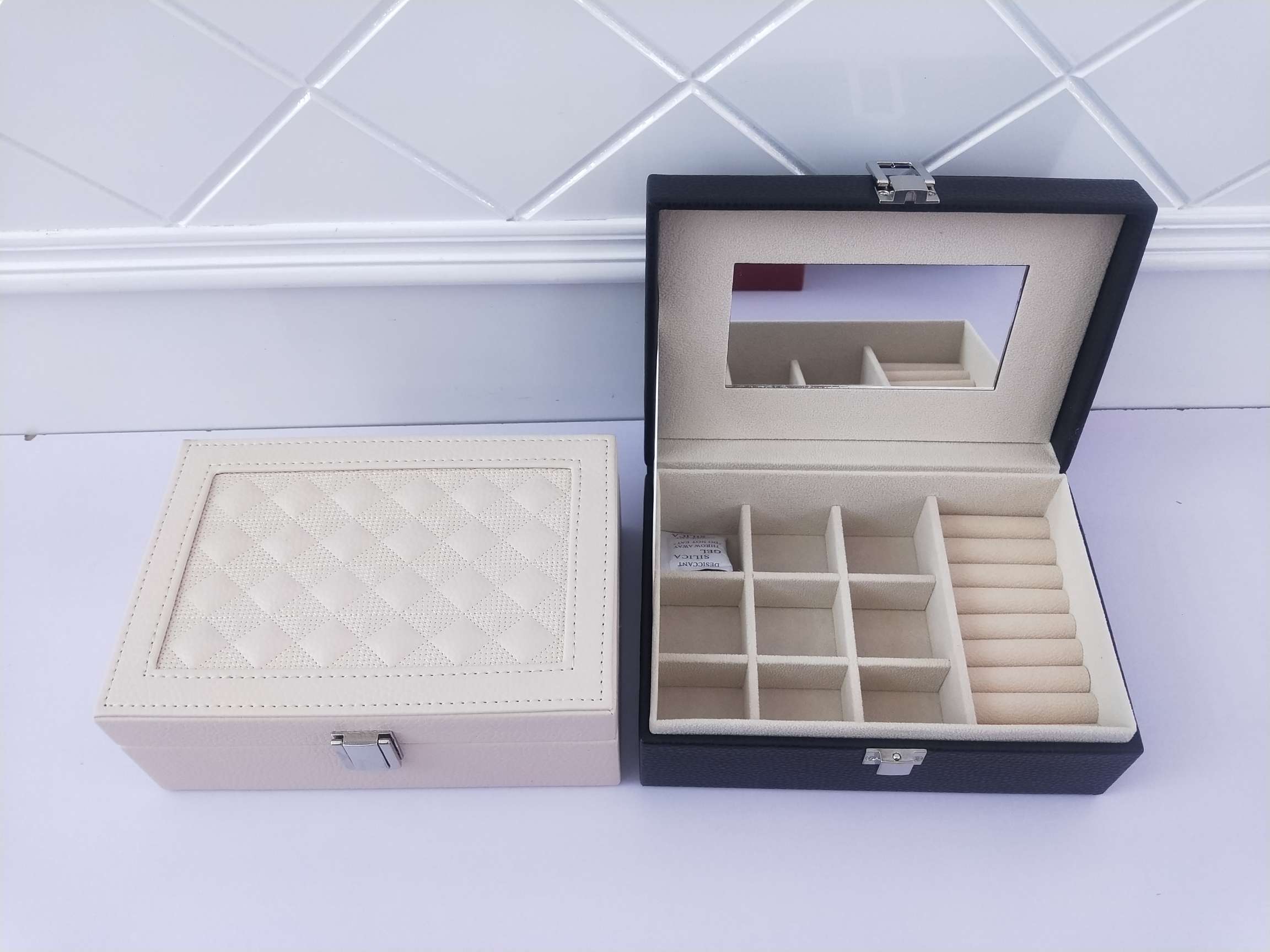 Jinqi Portable single-layer jewelry box, Ring, necklace, leather storage box, multi-functional jewelry box, new A-228-A Item Picture