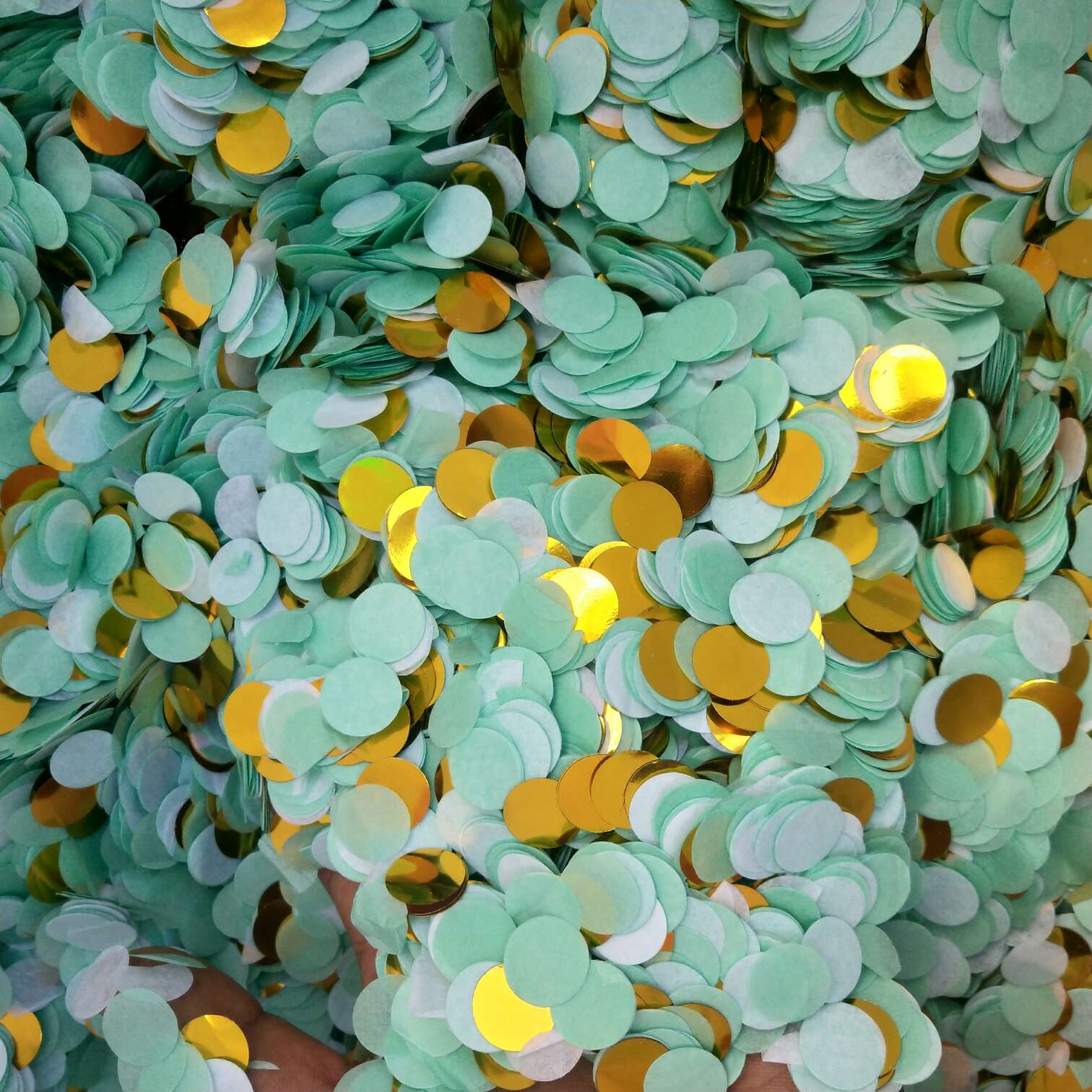Paper and sequin mixed style matching undefined
