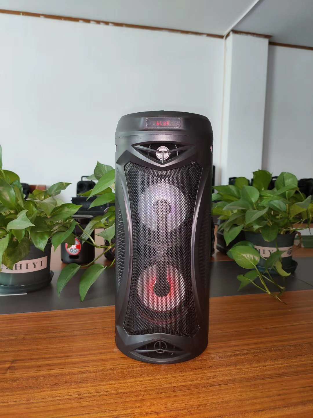 Cylindrical large speaker Specification image