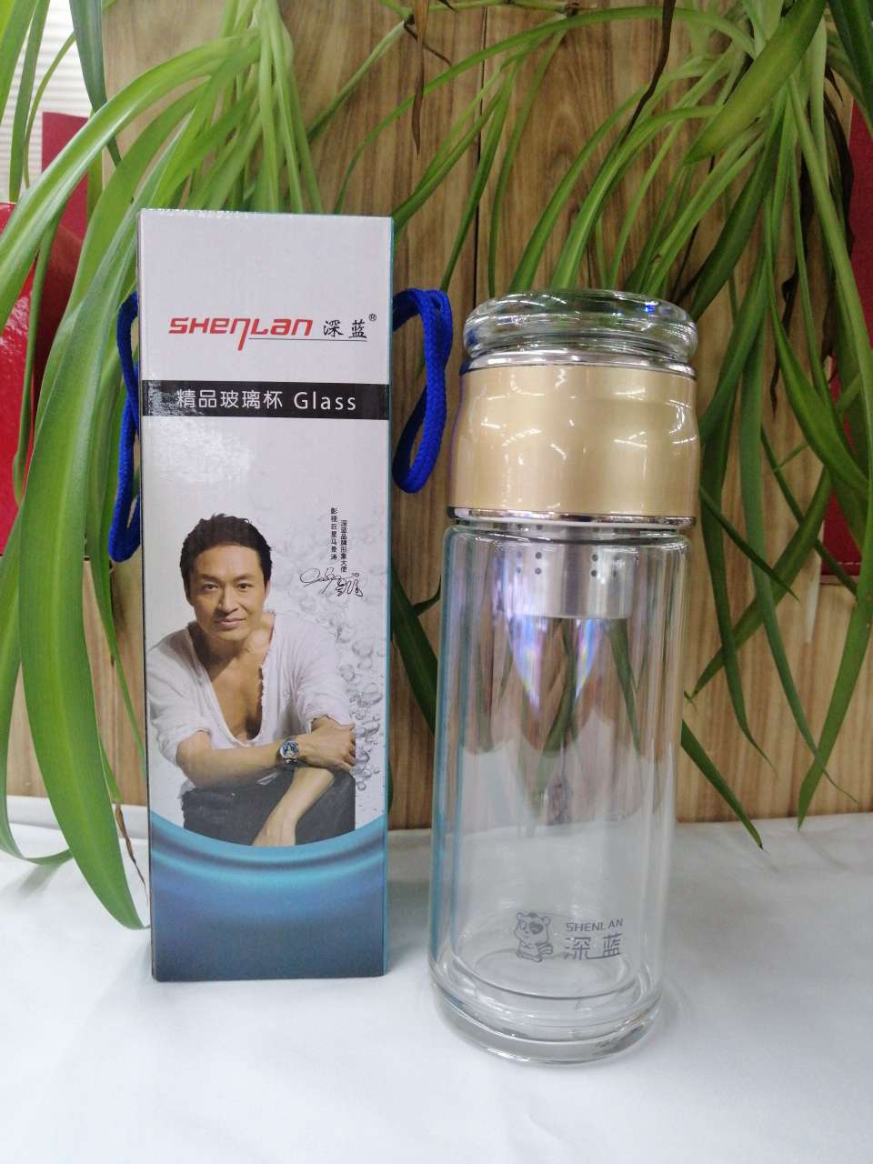 繁简茶水分离杯双层玻璃杯隔热过滤泡茶杯子男女网红便携喝茶水杯白底实物图