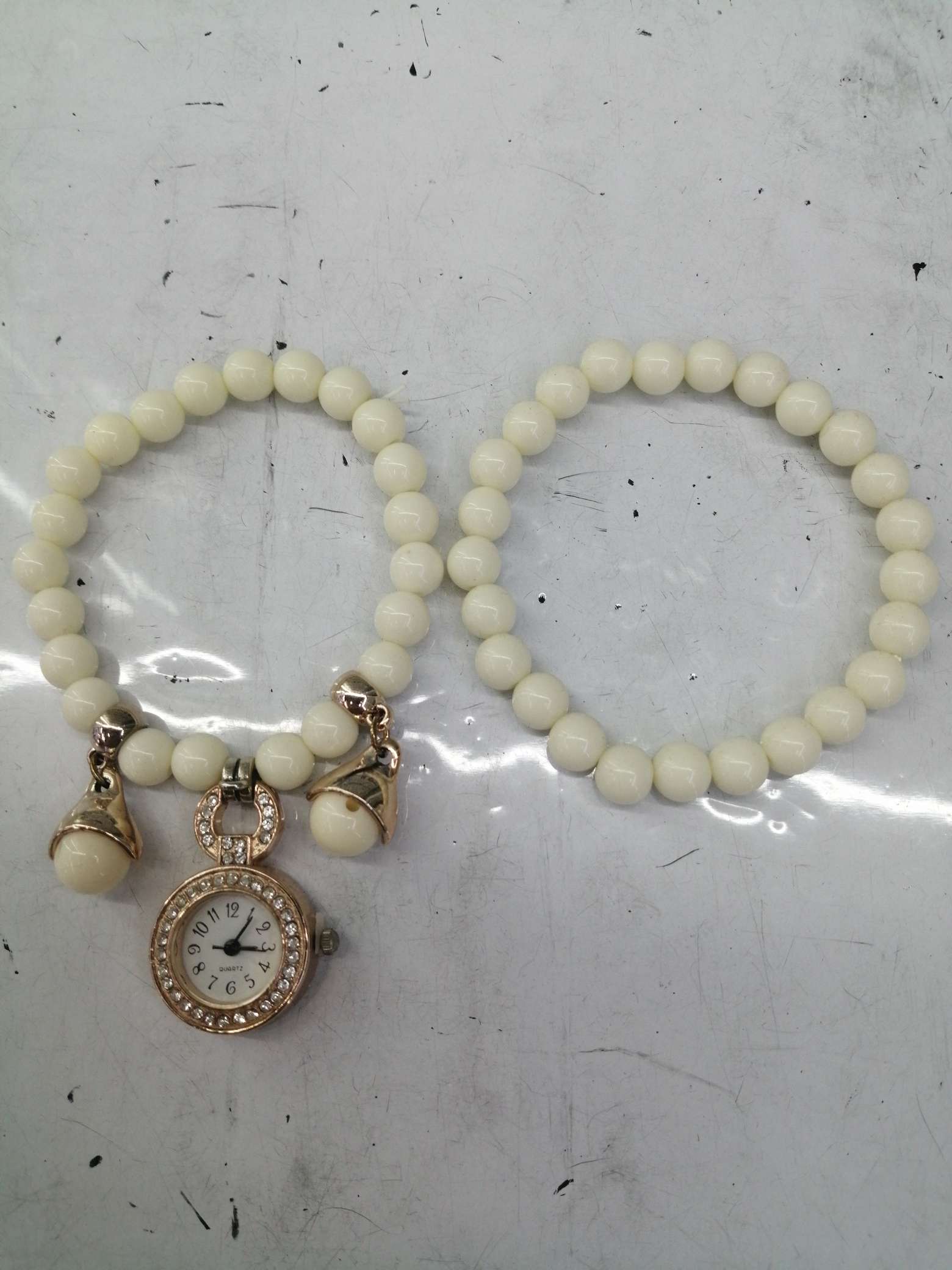 The double-drop Pearl Abstract Women's Watch series is exquisitely handcrafted Specification image