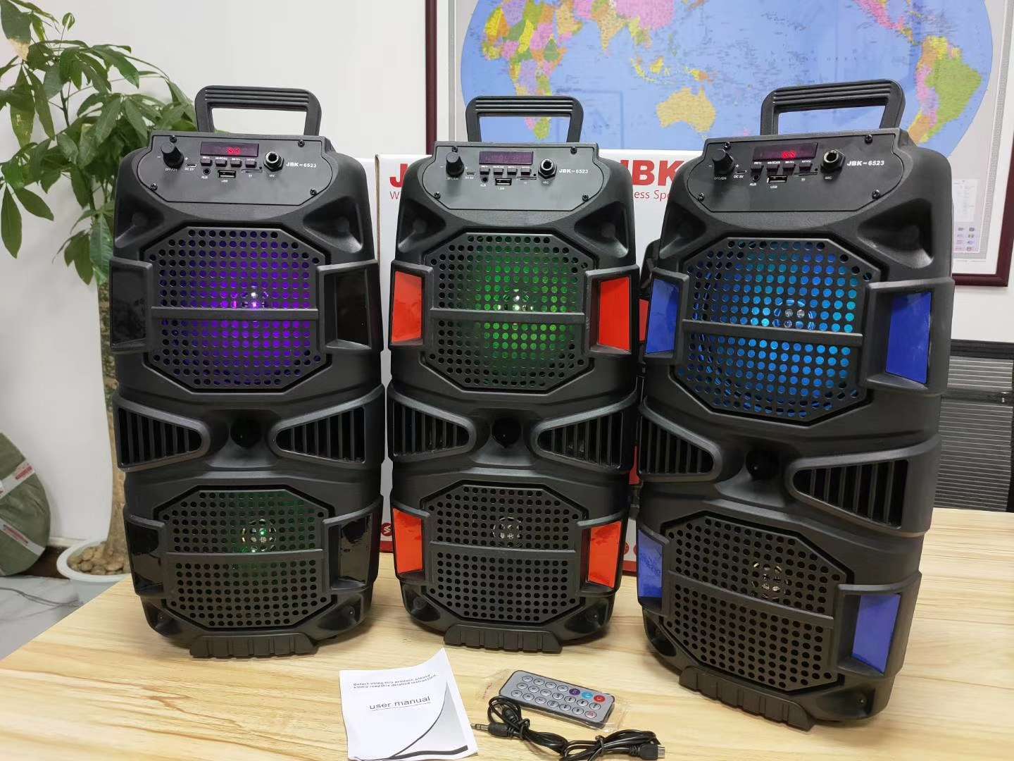 Dual 6-inch speakers Item Picture