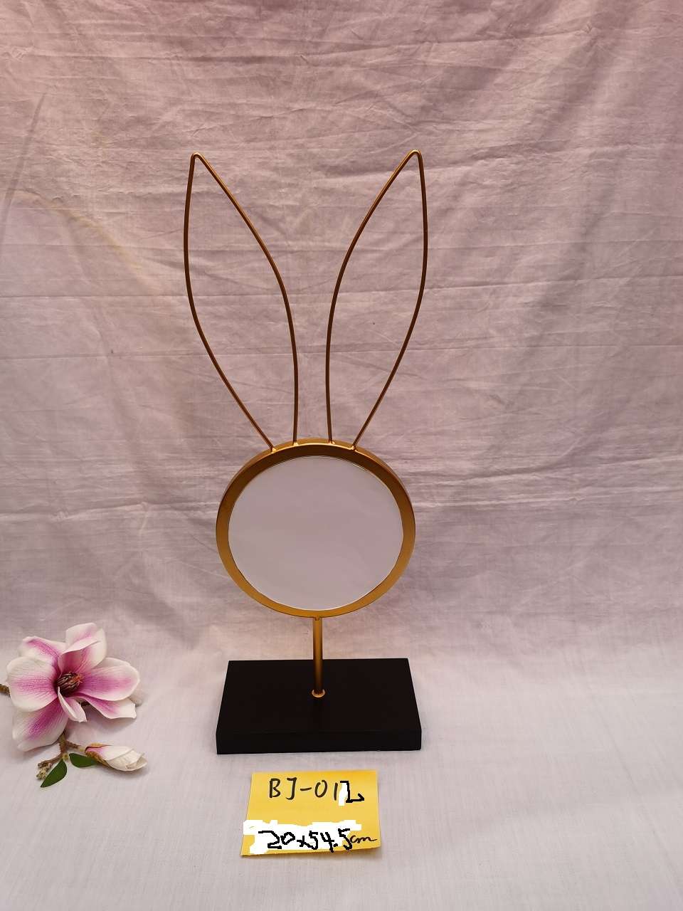 Rabbit mirror makeup and dressing mirror wood decoration creative iron art geometric Nordic iron home ornaments decoration bedroom bedside living room teahouse cafe thumbnail