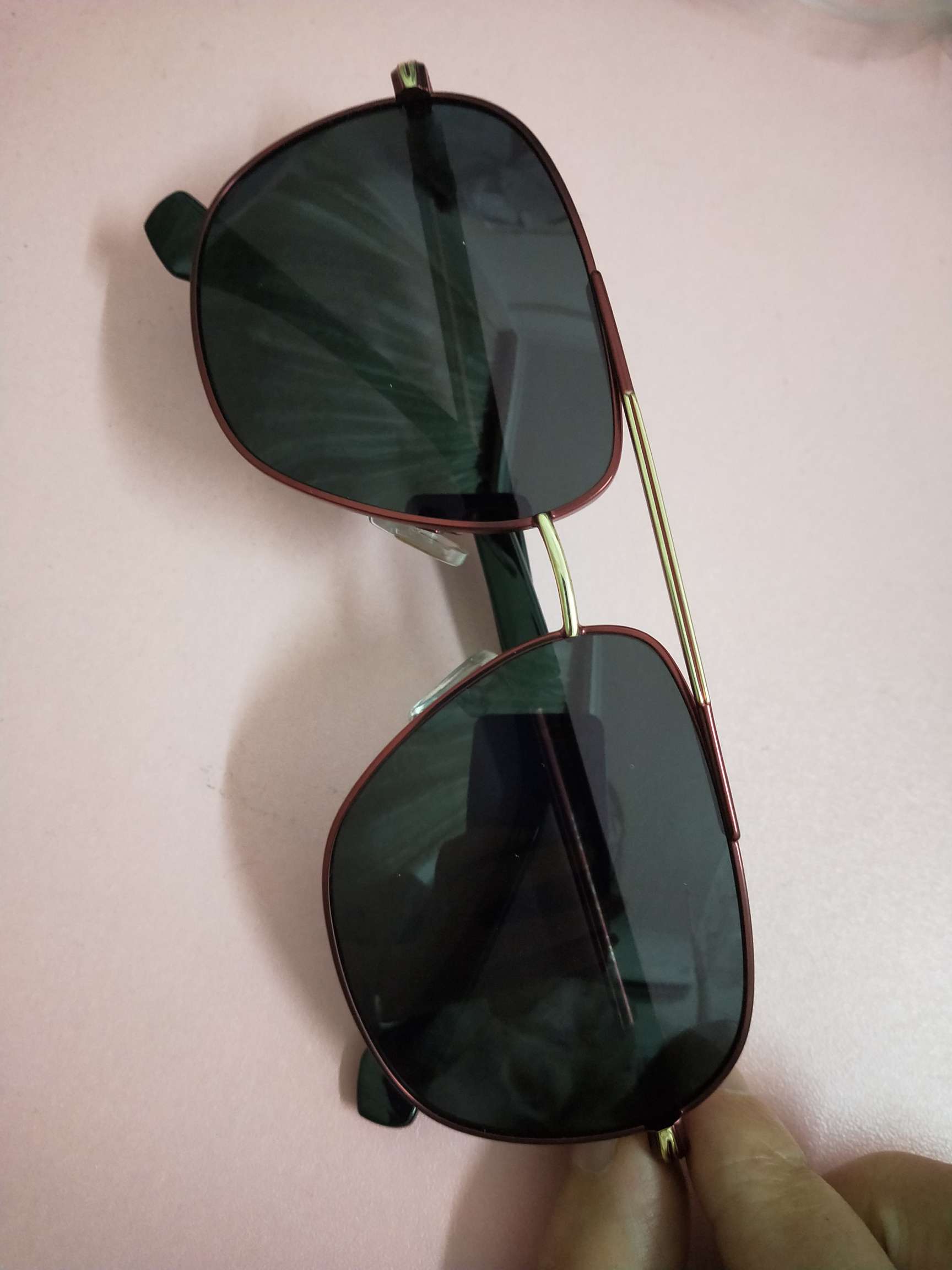 Wholesalers can order their own logo polarizer