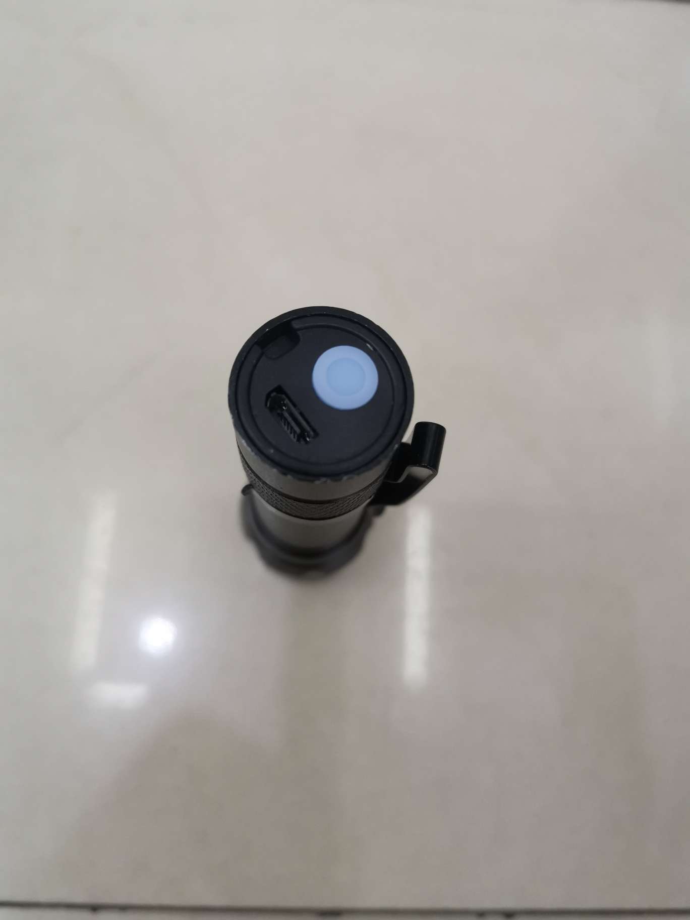 2020新款USB充电COB侧灯调焦便携小手电产品图