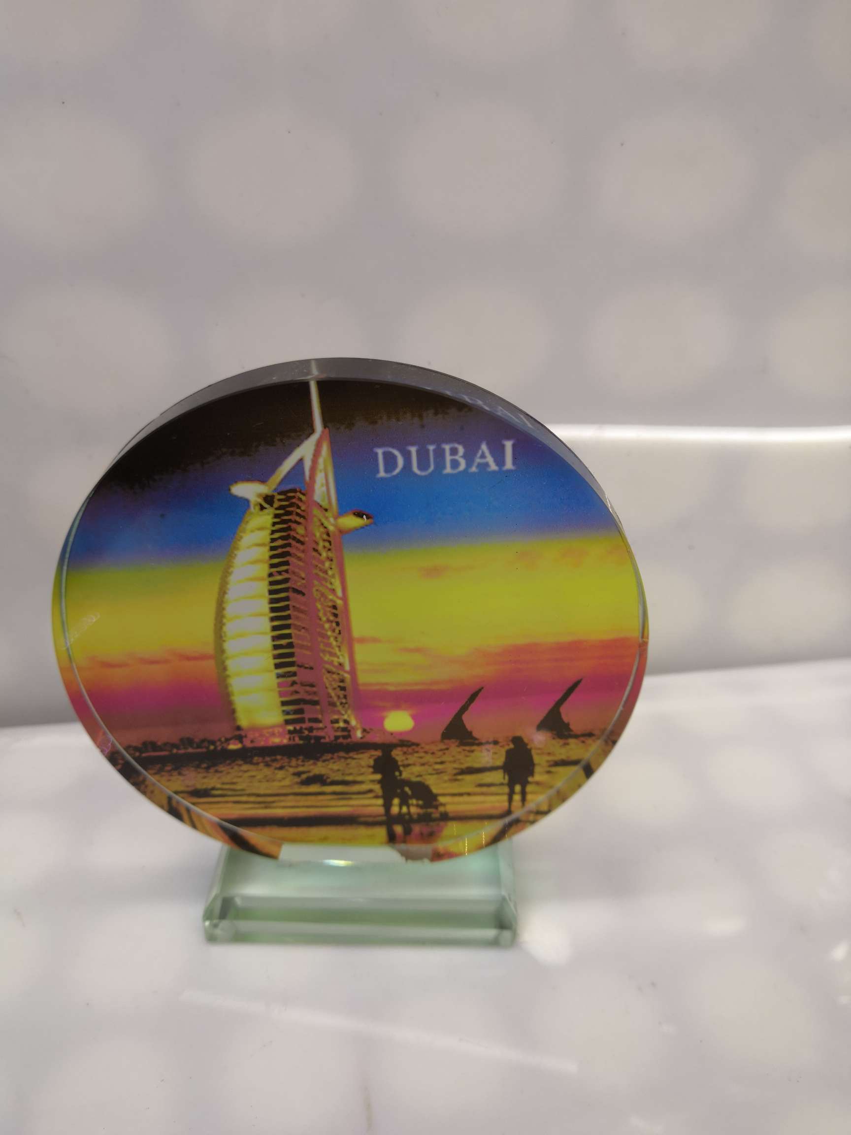 严凡水晶工艺7951。彩印水晶10CM圆形摆件