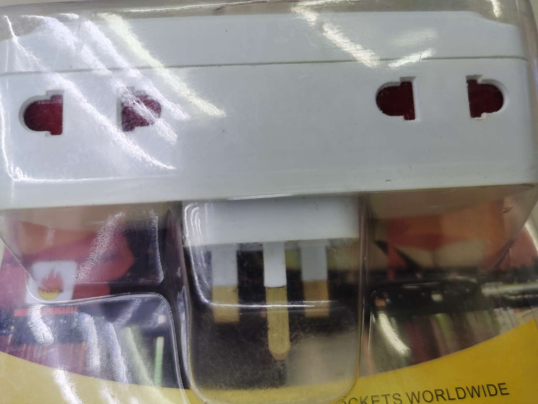 803英式转换插细节图